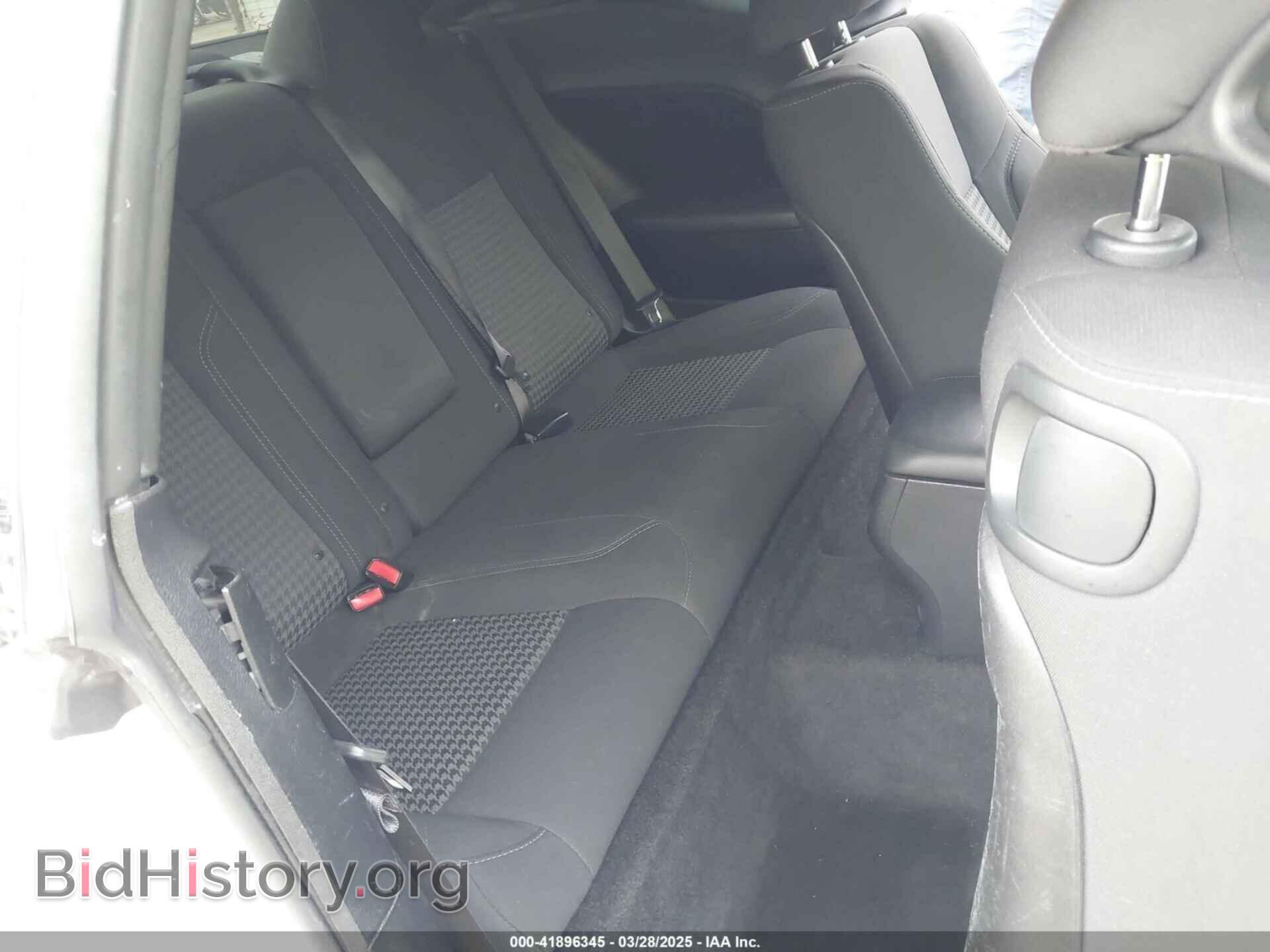 2018 DODGE CHALLENGER - VIN: 2C3CDZAG4JH131886 - Фото 8