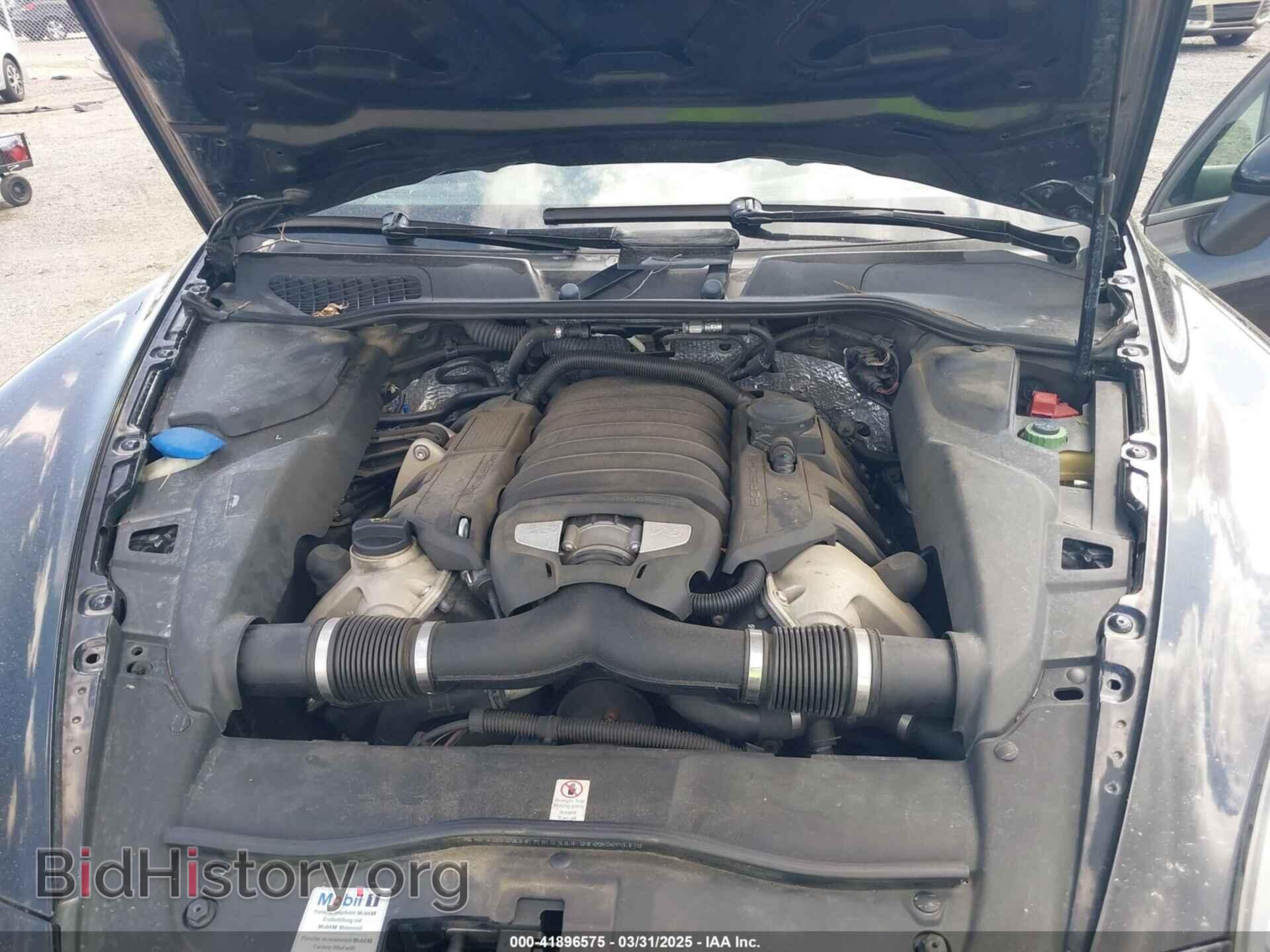 2011 PORSCHE CAYENNE - VIN: WP1AB2A22BLA48979 - Фото 10