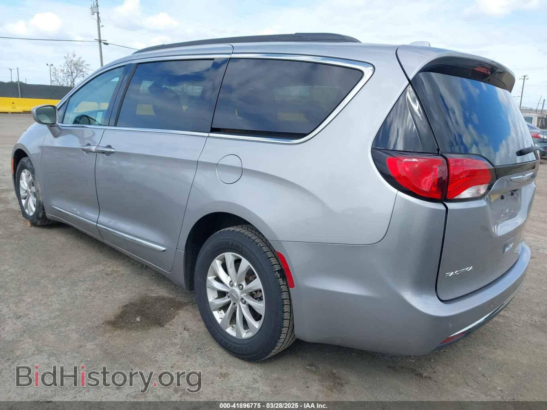 2017 CHRYSLER PACIFICA - VIN: 2C4RC1BG1HR803027 - Фото 3