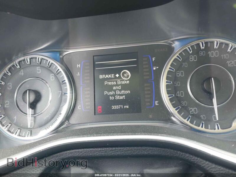 2016 Chrysler 200 (VIN 1C3CCCAB0GN183682) — фото 7 из 16