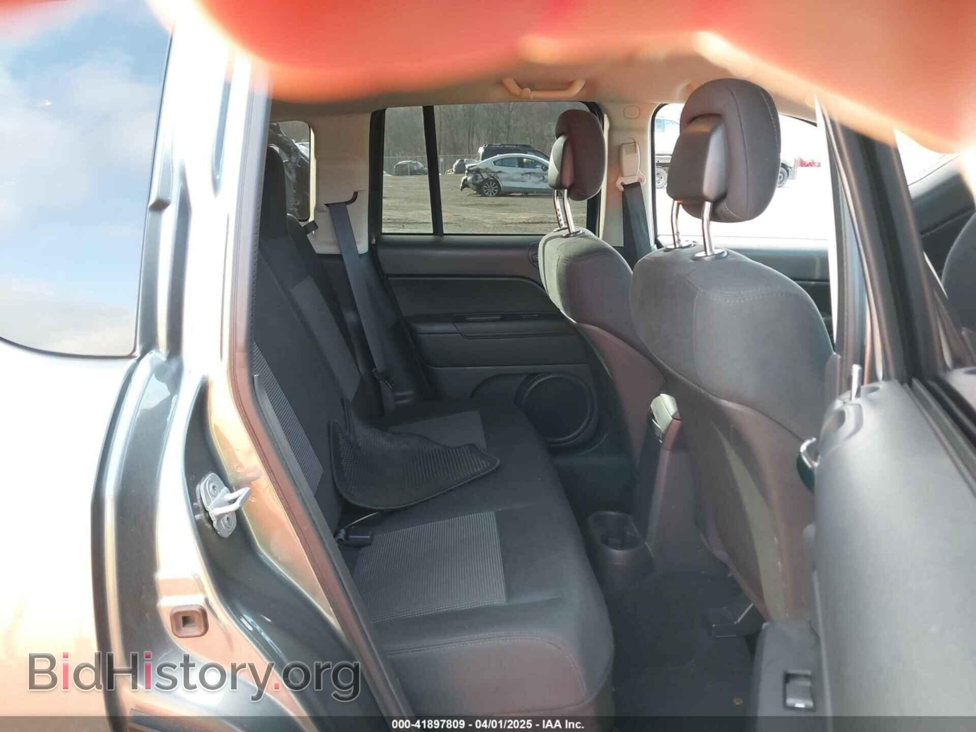 2012 JEEP COMPASS - VIN: 1C4NJDBB2CD577392 - Фото 8