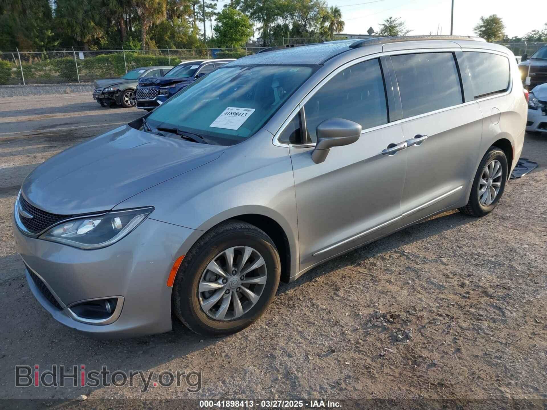 2017 CHRYSLER PACIFICA - VIN: 2C4RC1BG6HR691857 - Фото 2