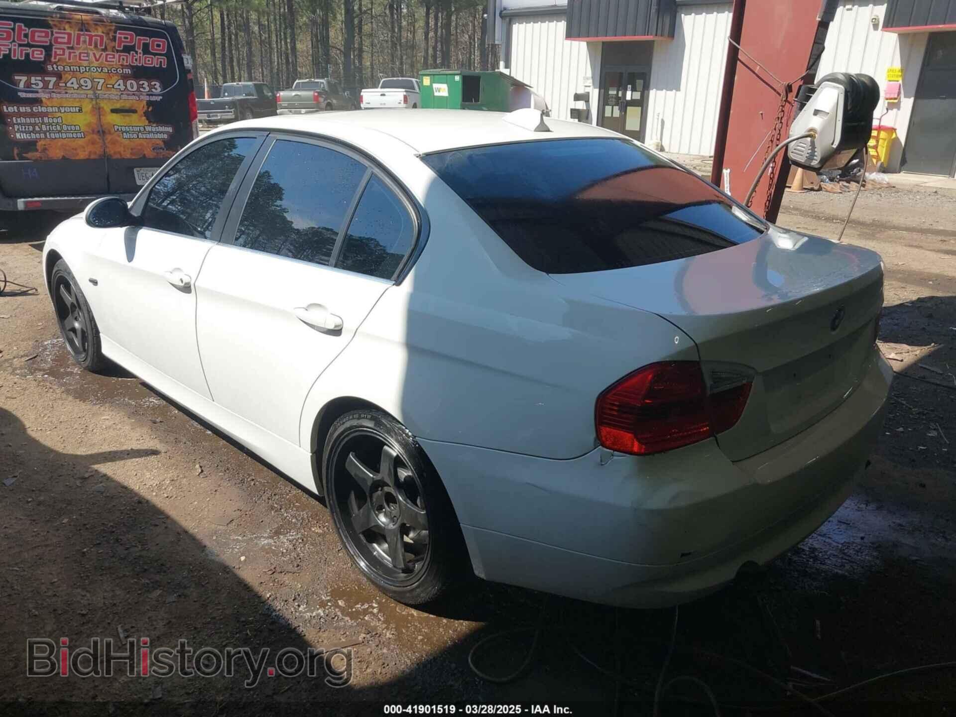 2007 BMW 335XI - VIN: WBAVD53517A007930 - Фото 3