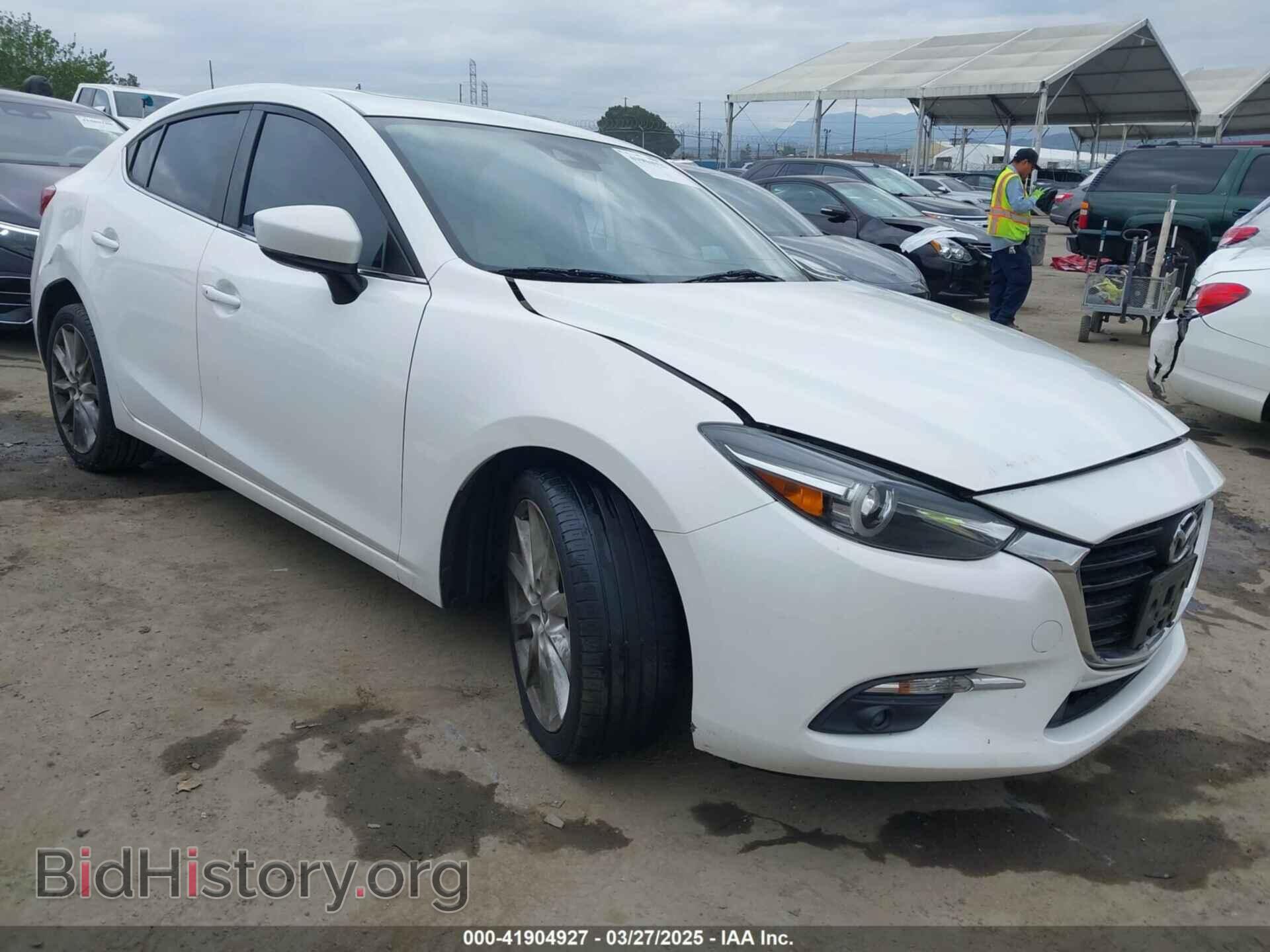Фотография 3MZBN1W32HM137772 - MAZDA MAZDA3 2017