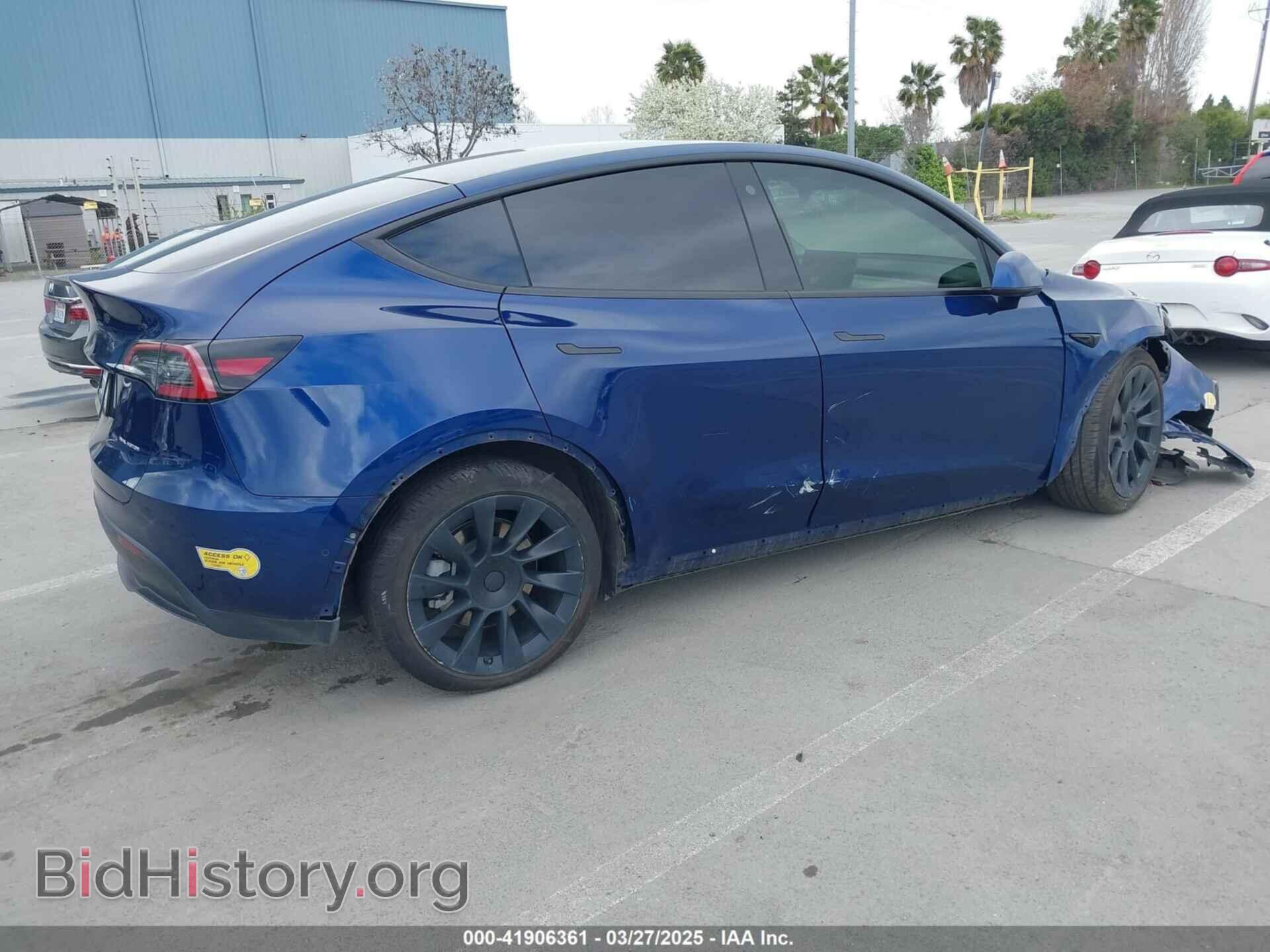 2022 TESLA MODEL Y - VIN: 7SAYGDEE6NF480146 - Фото 4