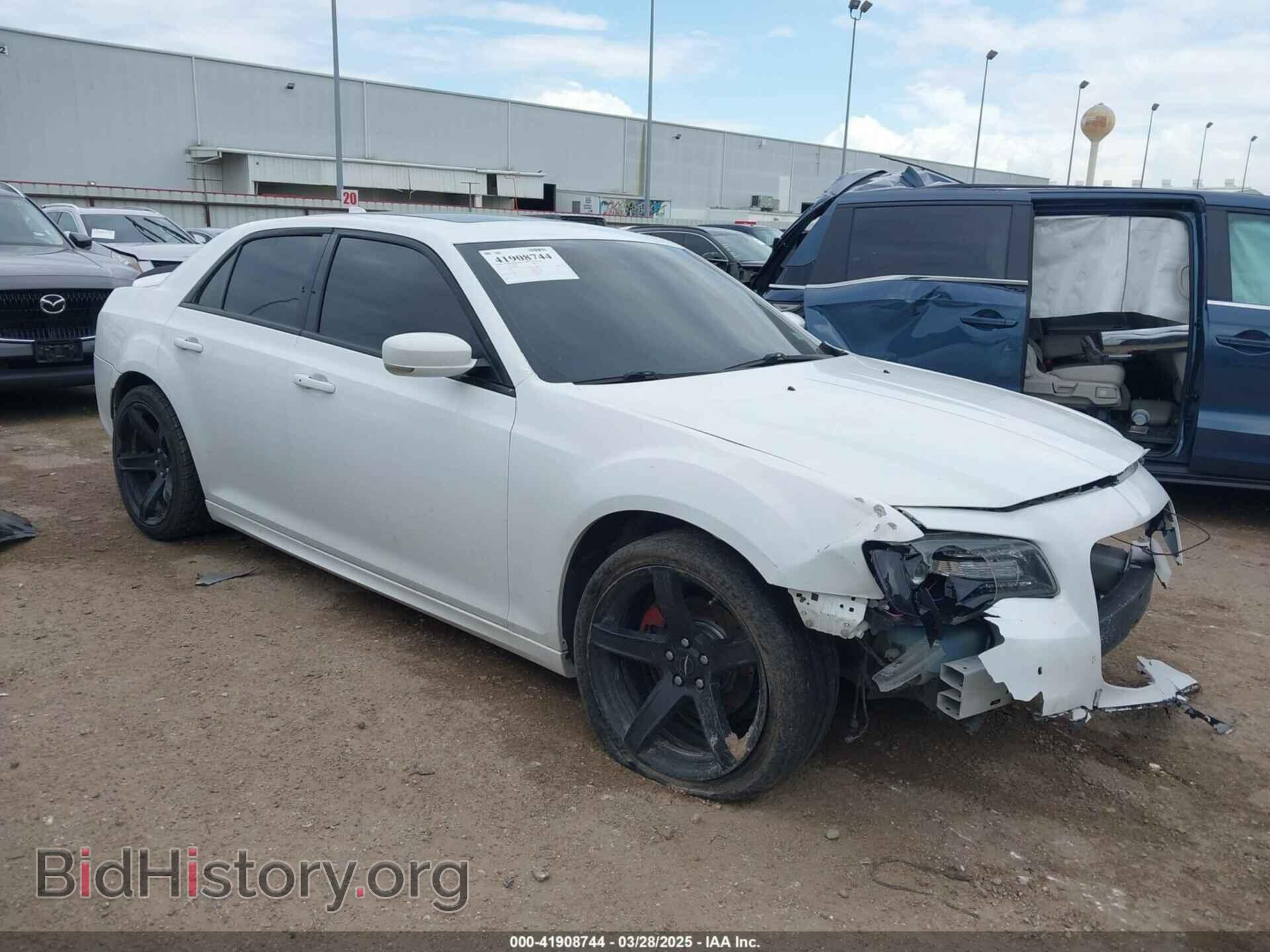 Фотография 2C3CCABGXJH240081 - CHRYSLER 300 2018