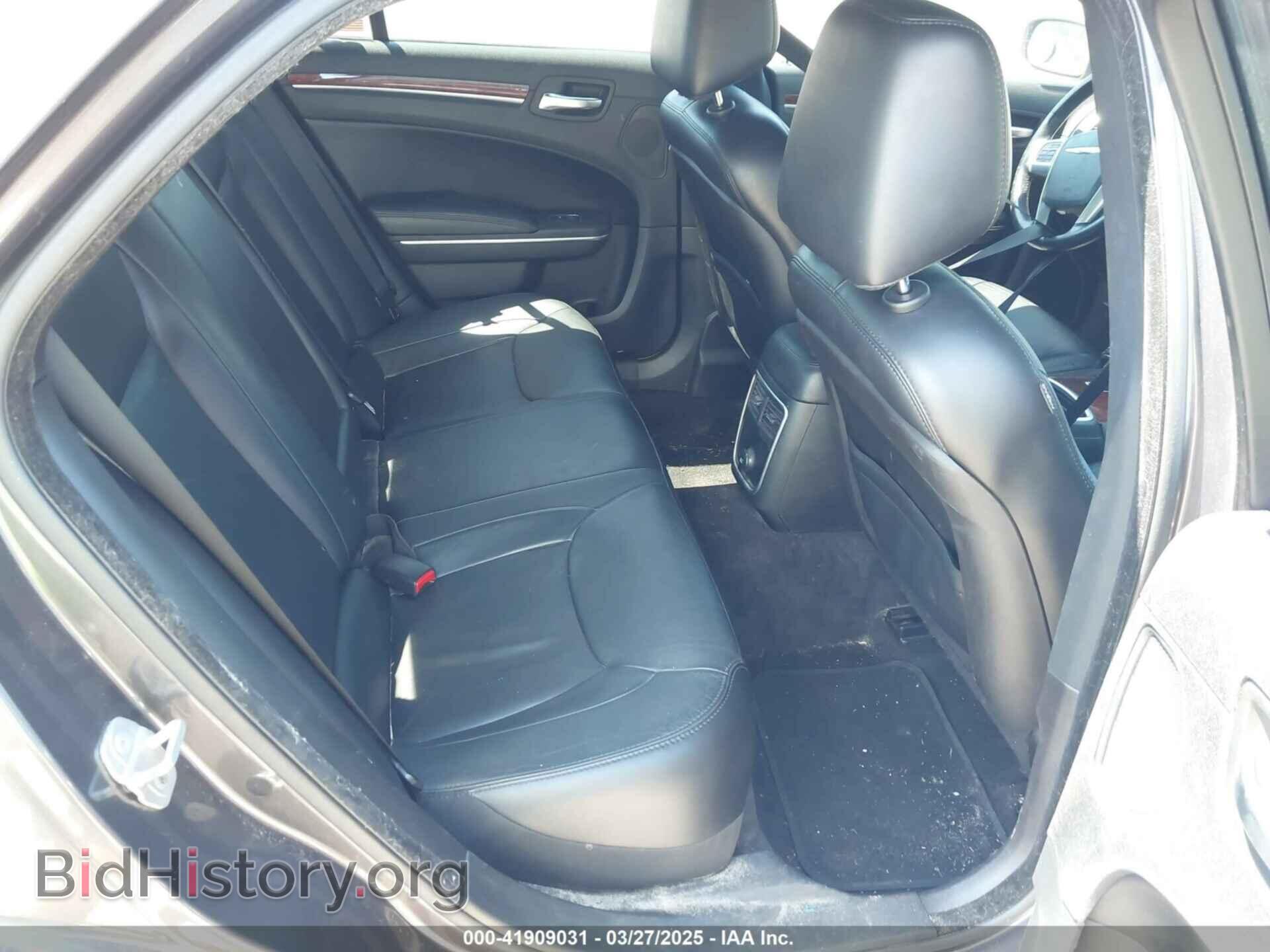 2013 CHRYSLER 300 - VIN: 2C3CCAAG3DH708139 - Фото 8
