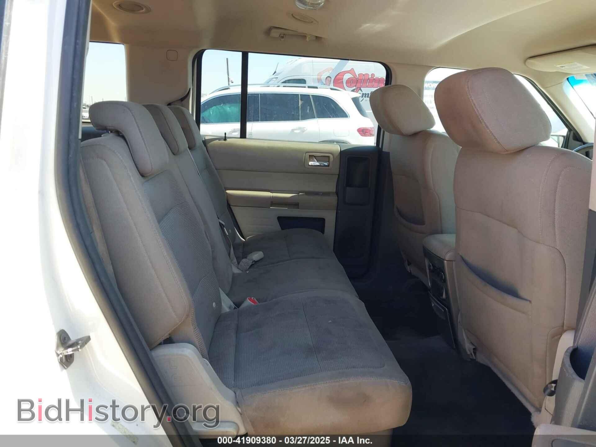 2011 FORD FLEX - VIN: 2FMGK5BC2BBD24318 - Photo 8
