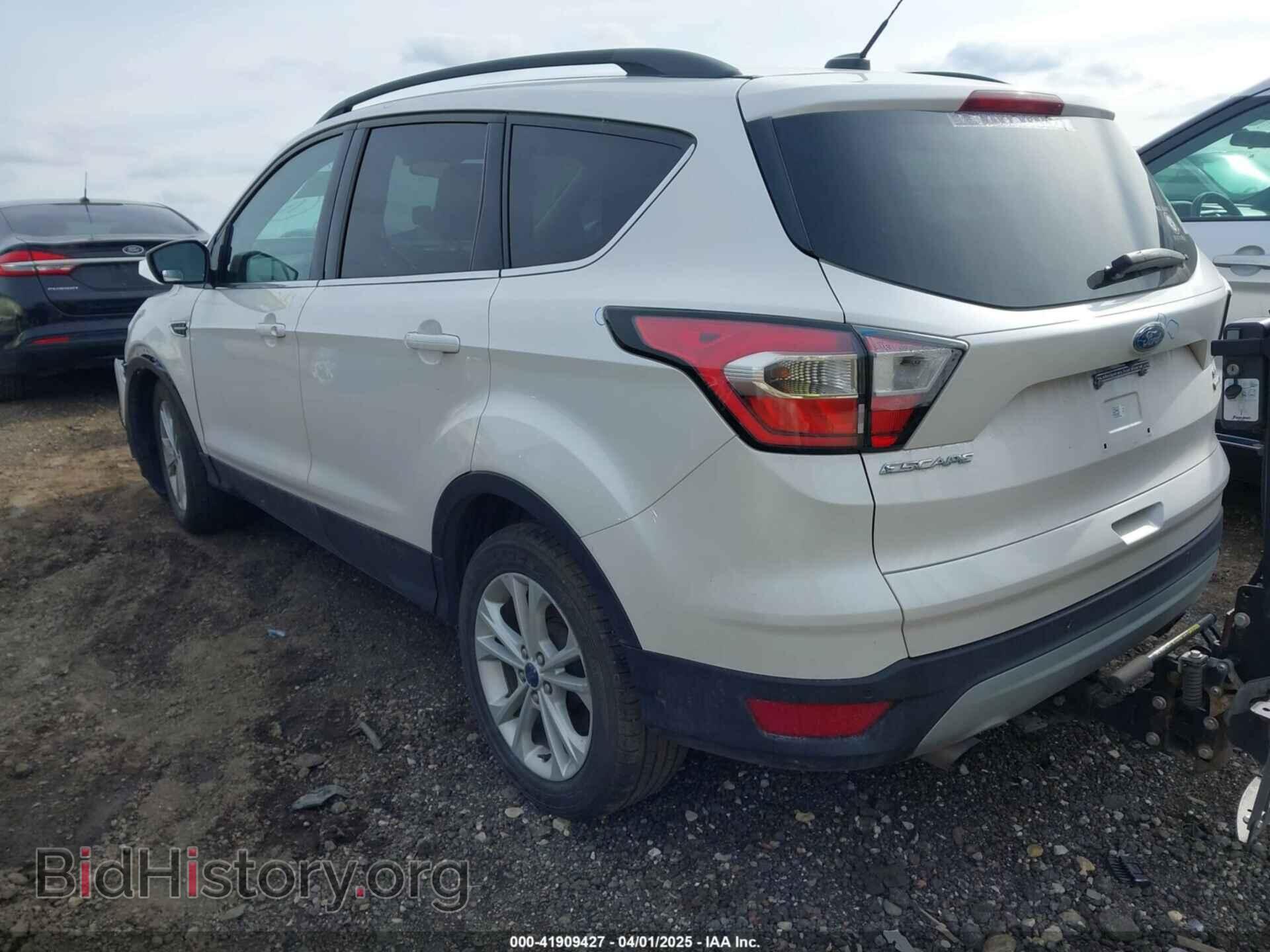 2017 FORD ESCAPE - VIN: 1FMCU9GD4HUA60264 - Фото 3