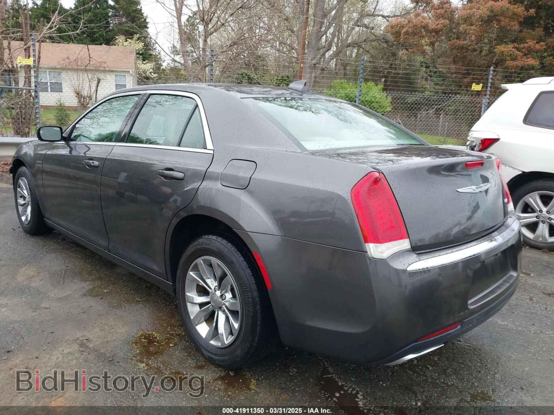 2015 CHRYSLER 300 - VIN: 2C3CCAAG7FH922649 - Фото 3