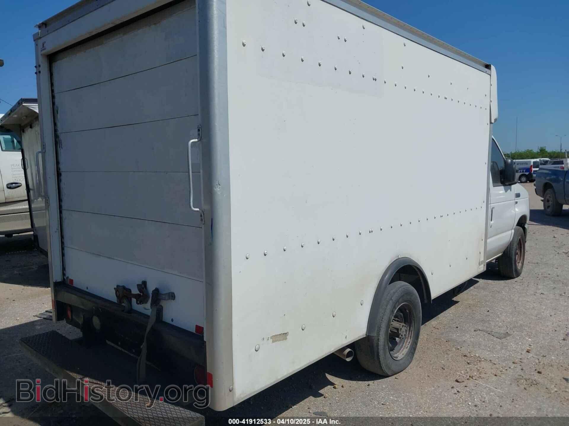 2011 FORD E-350 CUTAWAY - VIN: 1FDSE3FL1BDA83040 - Фото 4