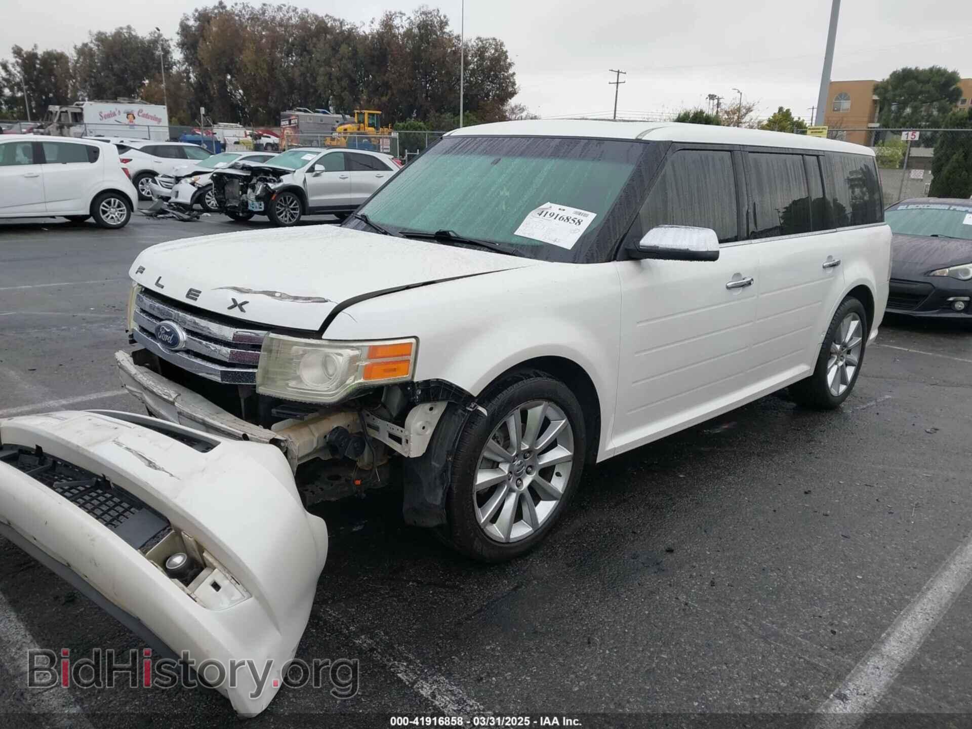 2011 FORD FLEX - VIN: 2FMGK5DC2BBD09217 - Photo 2