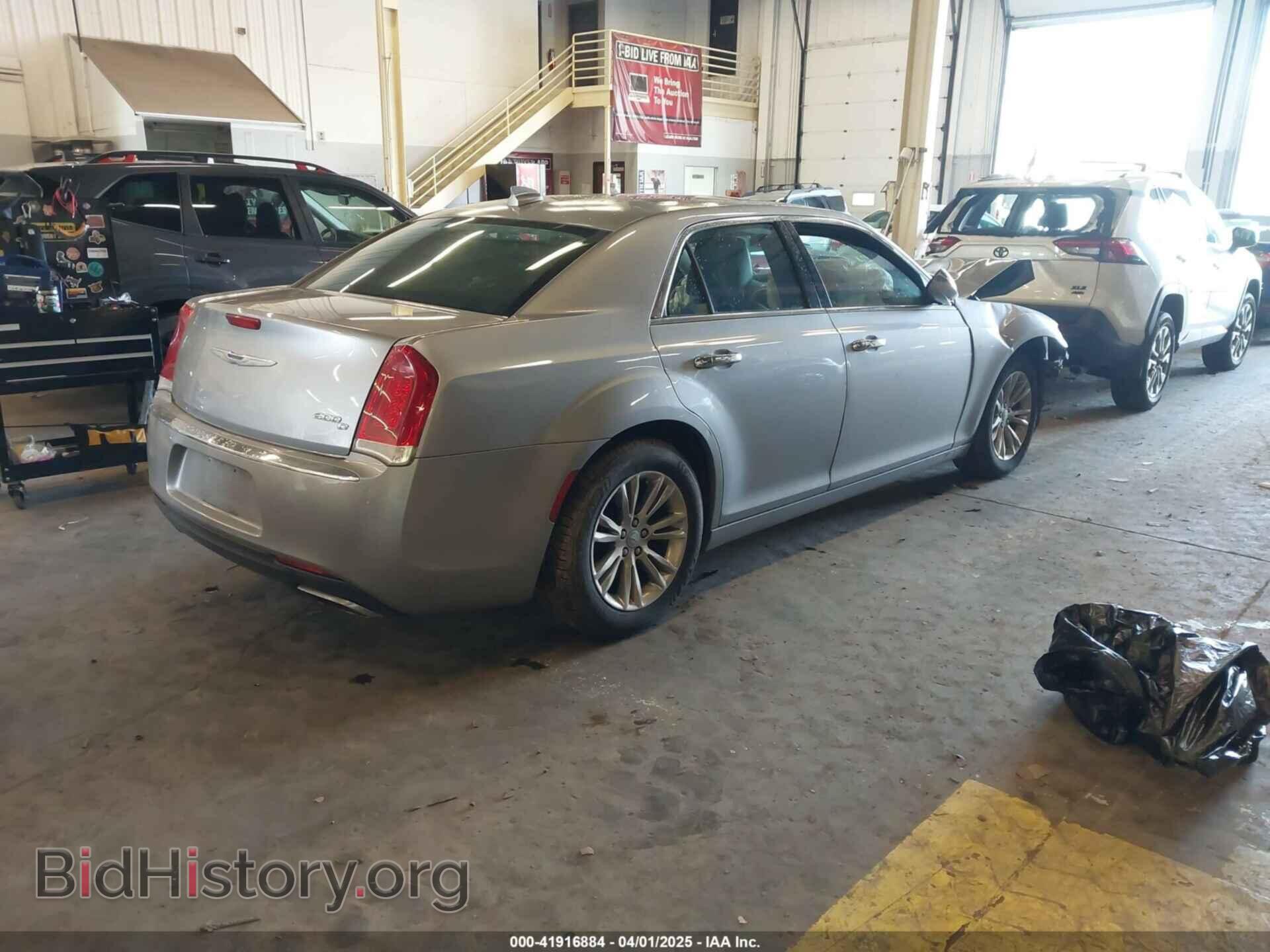 2016 CHRYSLER 300C - VIN: 2C3CCAEG2GH190295 - Фото 4
