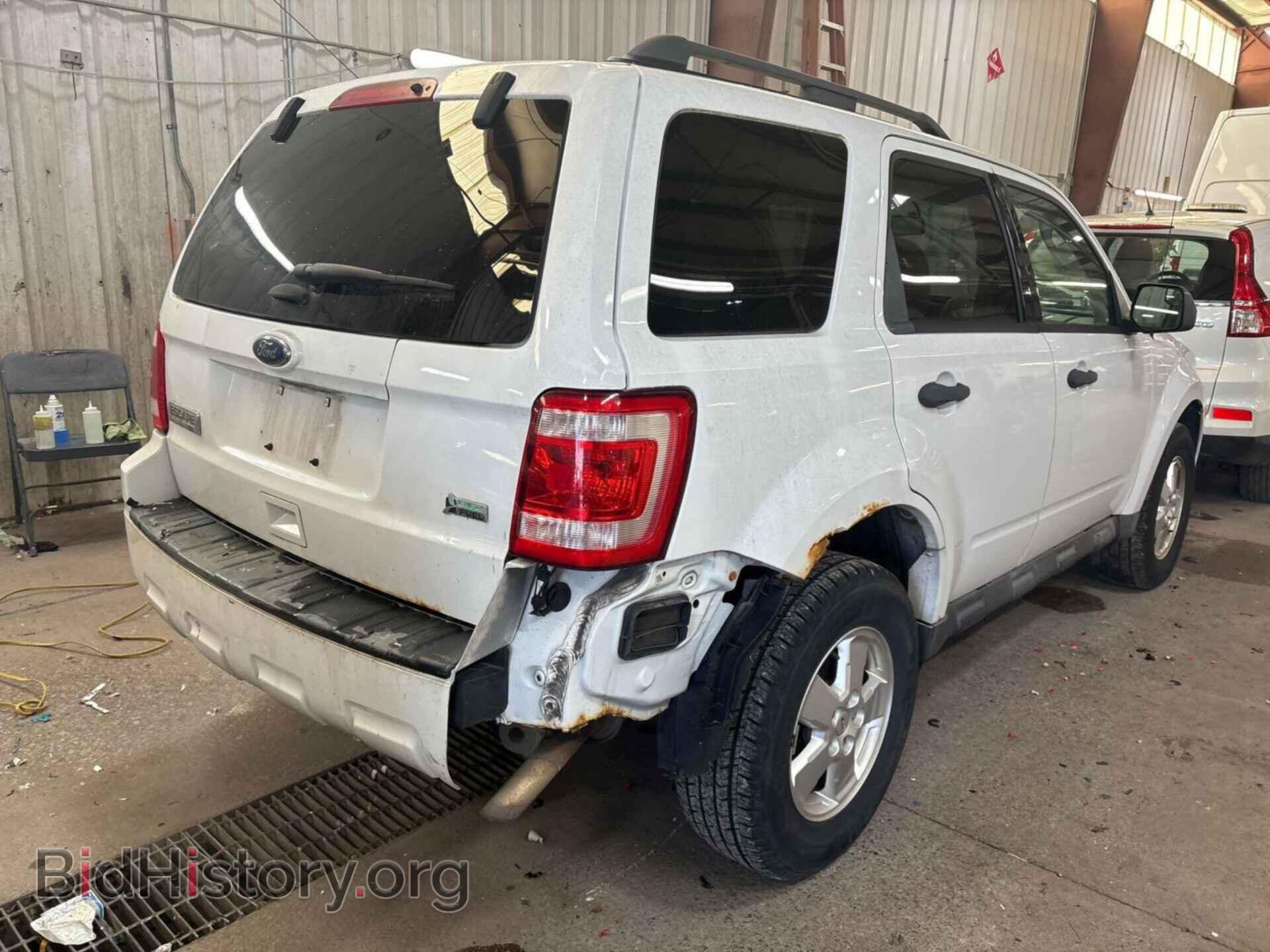 2011 FORD ESCAPE - VIN: 1FMCU9DG4BKB41024 - Фото 8