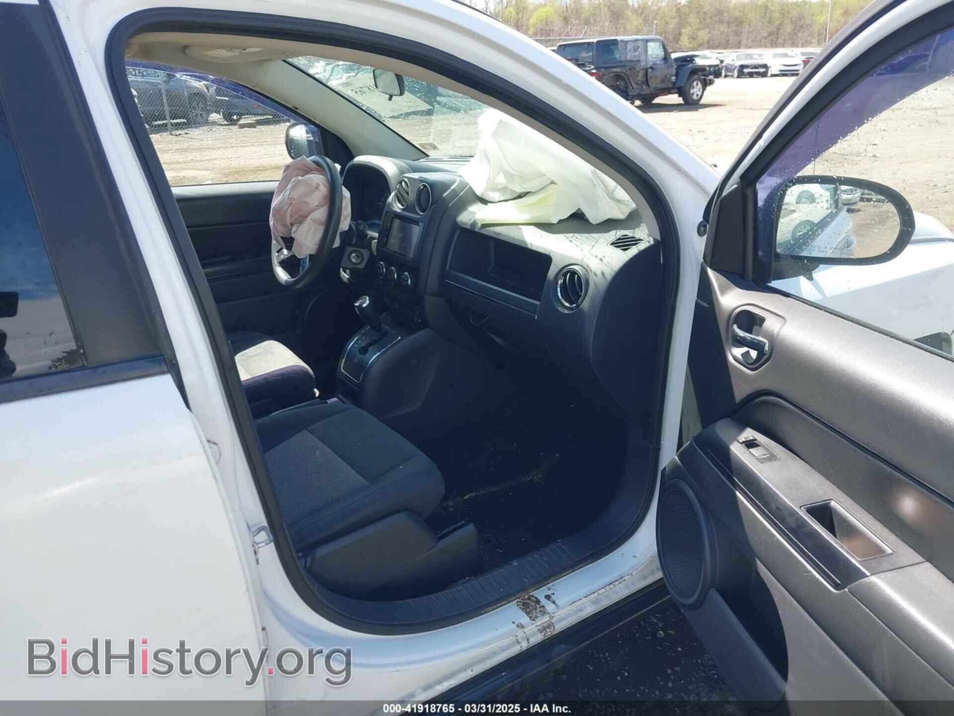 2012 JEEP COMPASS - VIN: 1C4NJDBB1CD588884 - Фото 5