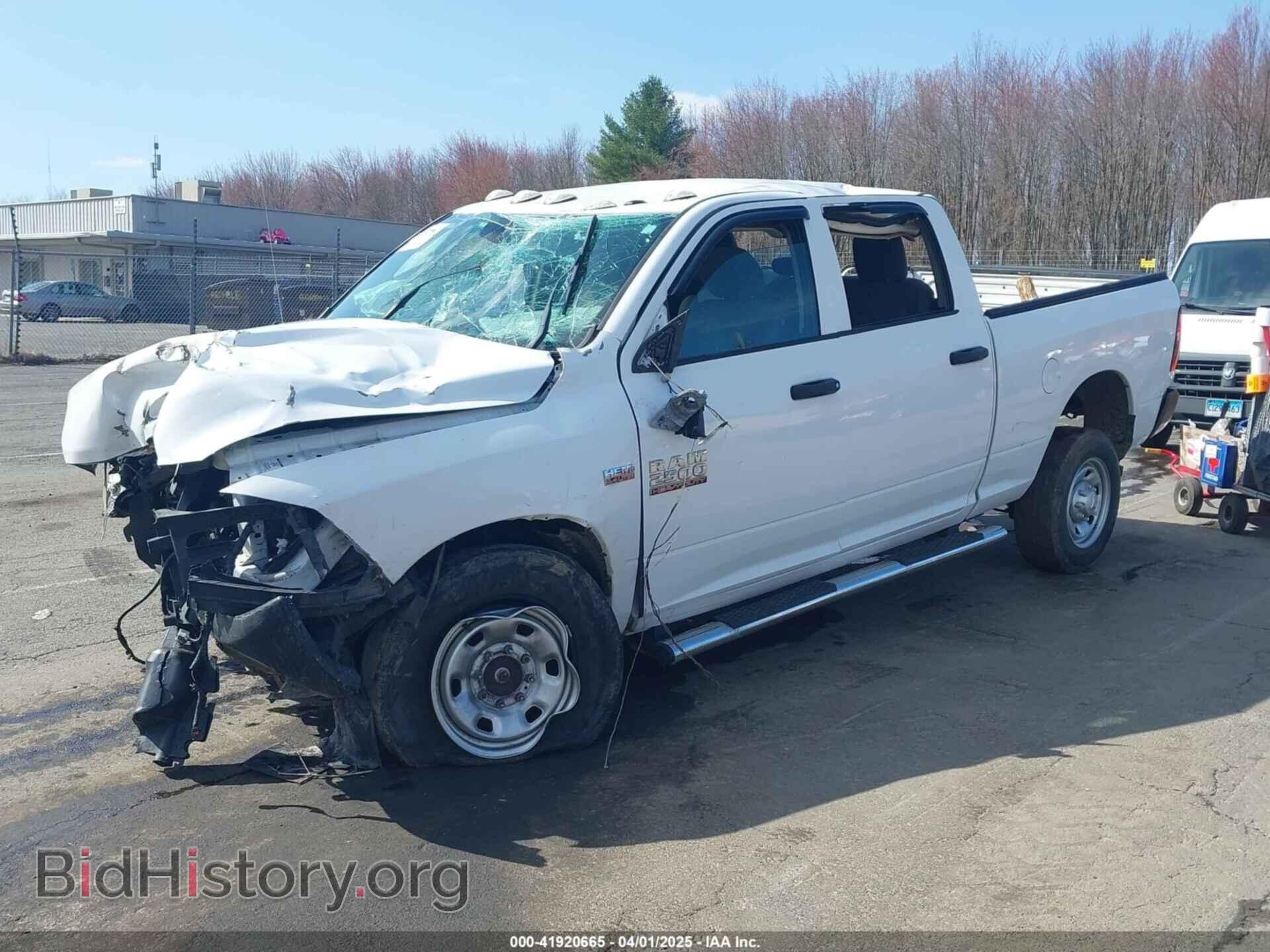 2018 RAM 2500 - VIN: 3C6UR5CJ2JG379628 - Фото 2