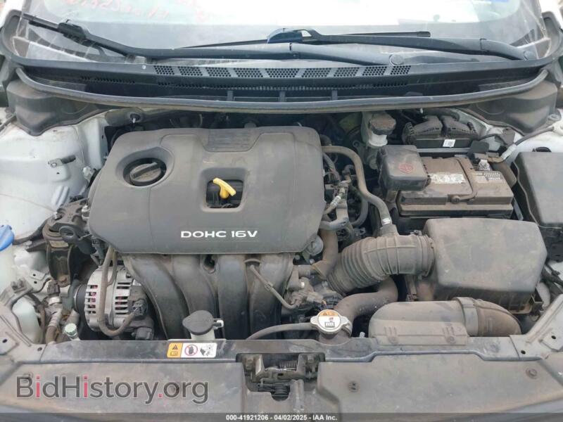 2017 Kia FORTE (VIN 3KPFL4A71HE149508) — photo 10 of 17