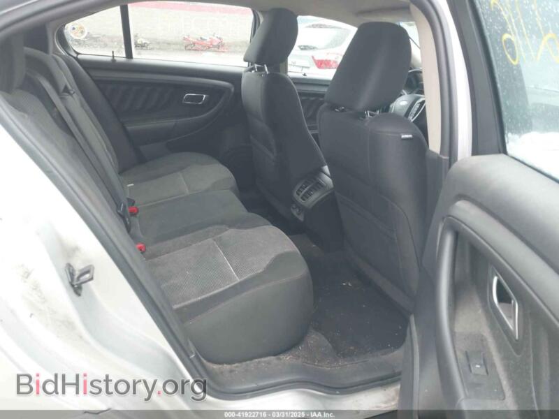 2011 Ford TAURUS (VIN 1FAHP2EW3BG124061) — photo 8 of 15
