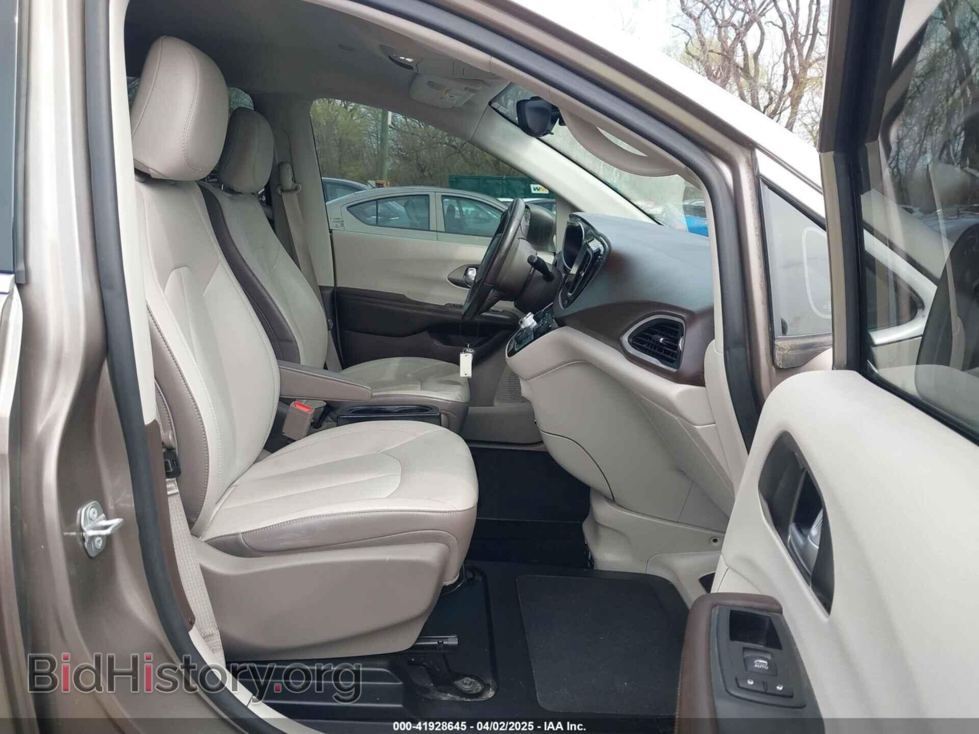 2017 CHRYSLER PACIFICA - VIN: 2C4RC1BG9HR831786 - Фото 5