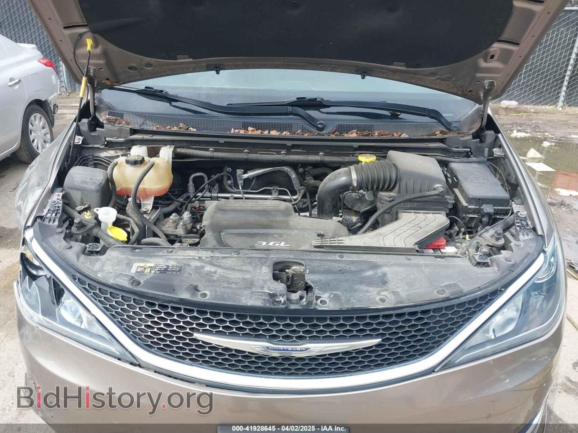 2017 CHRYSLER PACIFICA - VIN: 2C4RC1BG9HR831786 - Фото 10