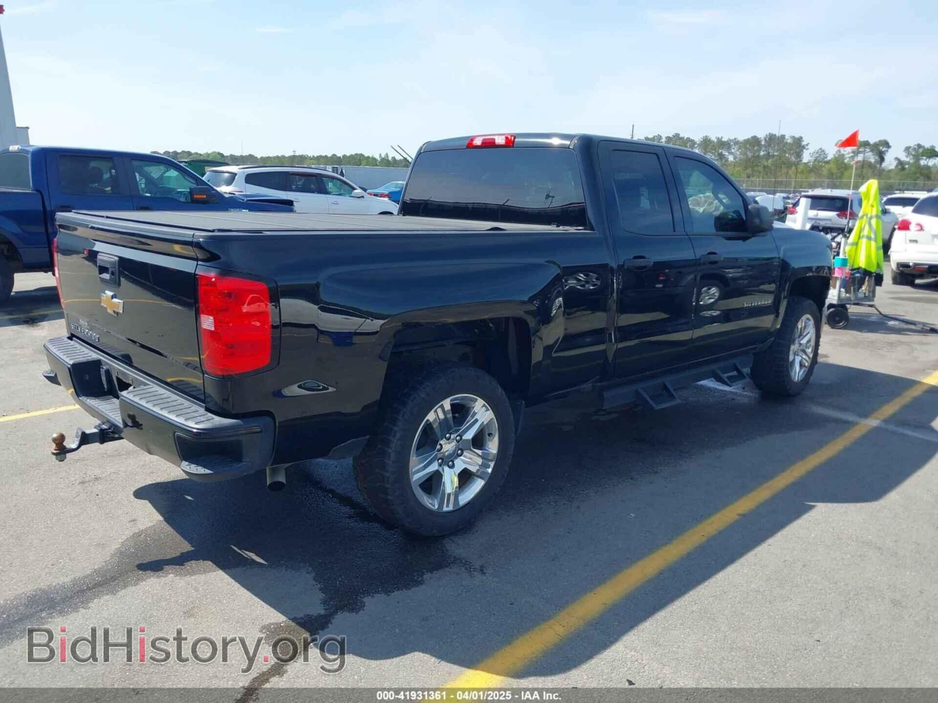 2017 CHEVROLET SILVERADO 1500 - VIN: 1GCRCPEC6HZ112190 - Фото 4