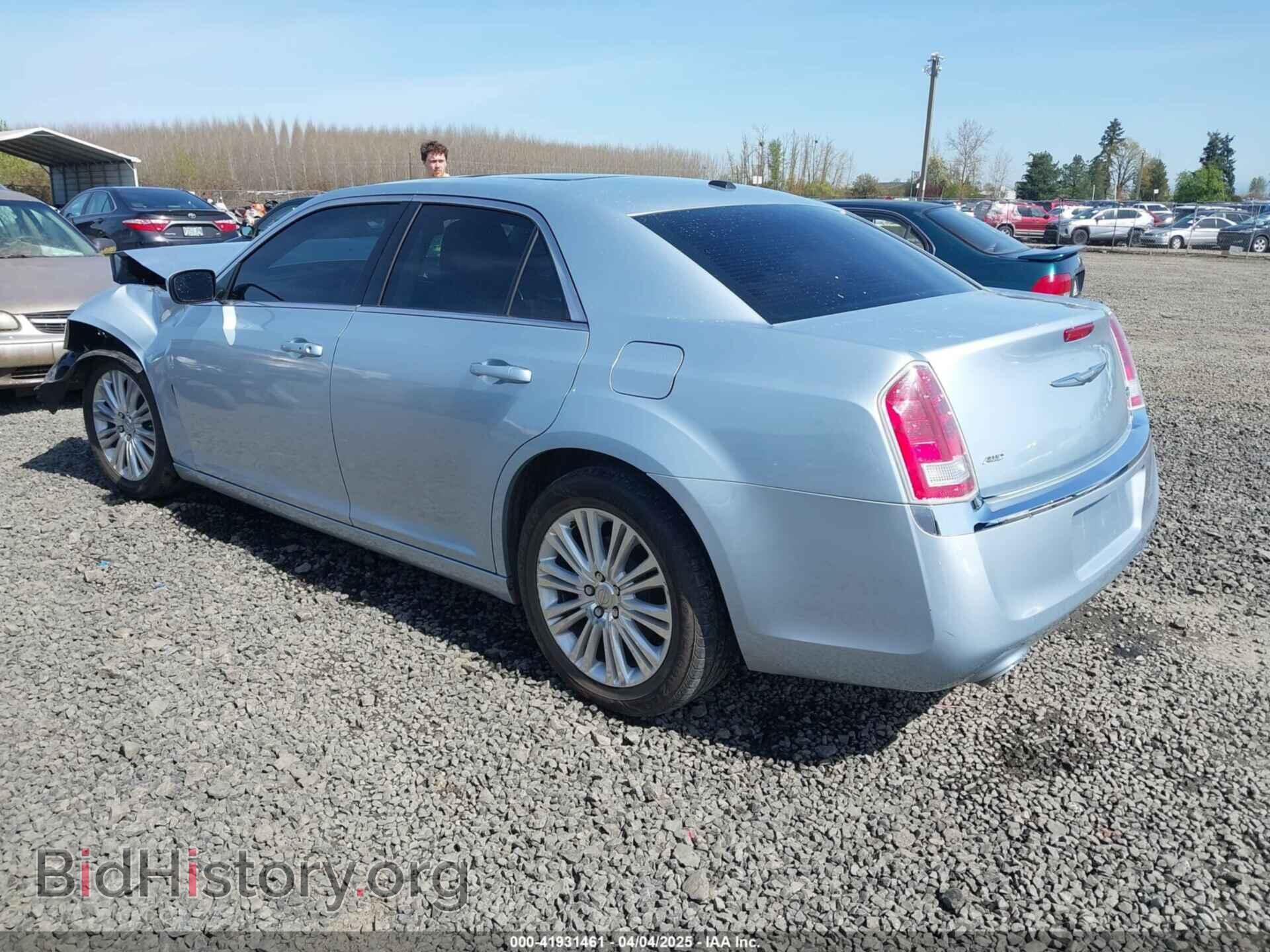 2013 CHRYSLER 300 - VIN: 2C3CCARG0DH592063 - Фото 3