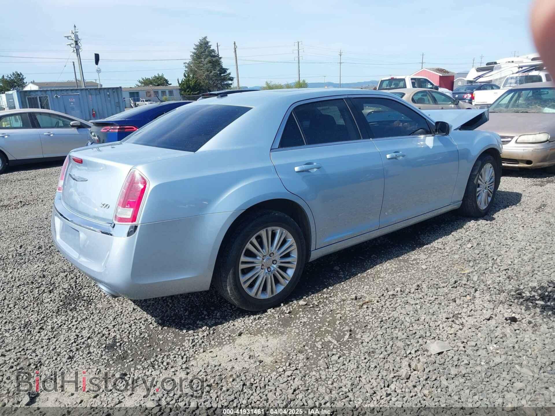 2013 CHRYSLER 300 - VIN: 2C3CCARG0DH592063 - Фото 4