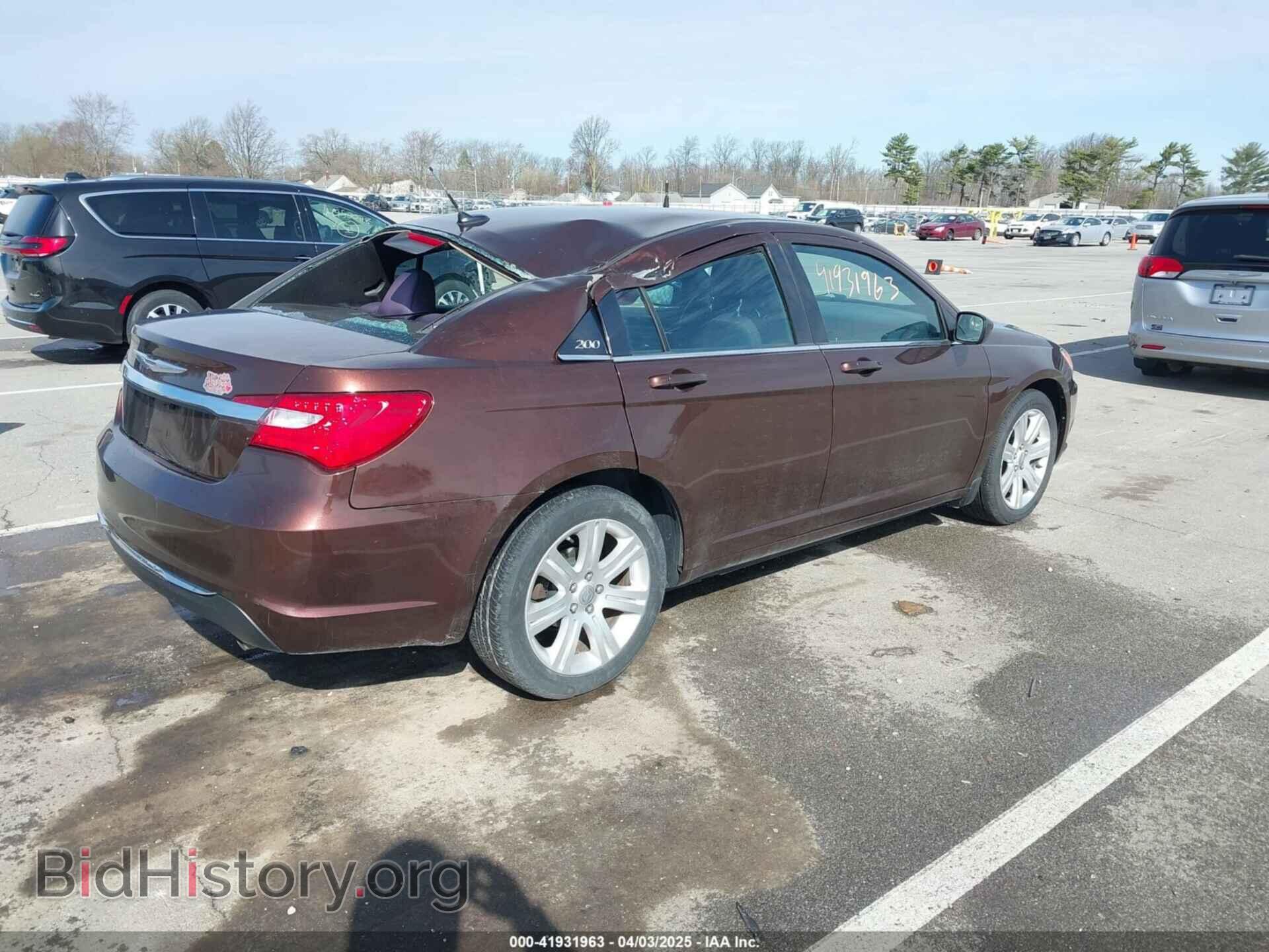 2012 CHRYSLER 200 - VIN: 1C3CCBBB2CN300567 - Фото 4