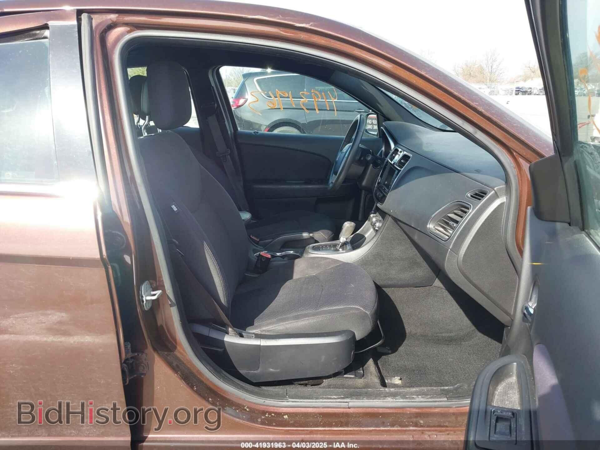 2012 CHRYSLER 200 - VIN: 1C3CCBBB2CN300567 - Фото 5