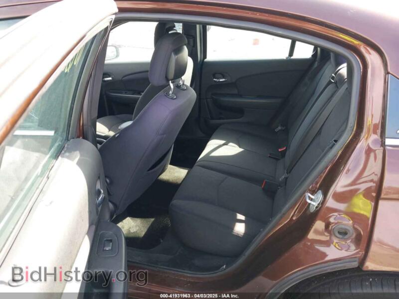 2012 Chrysler 200 (VIN 1C3CCBBB2CN300567) — фото 8 из 16