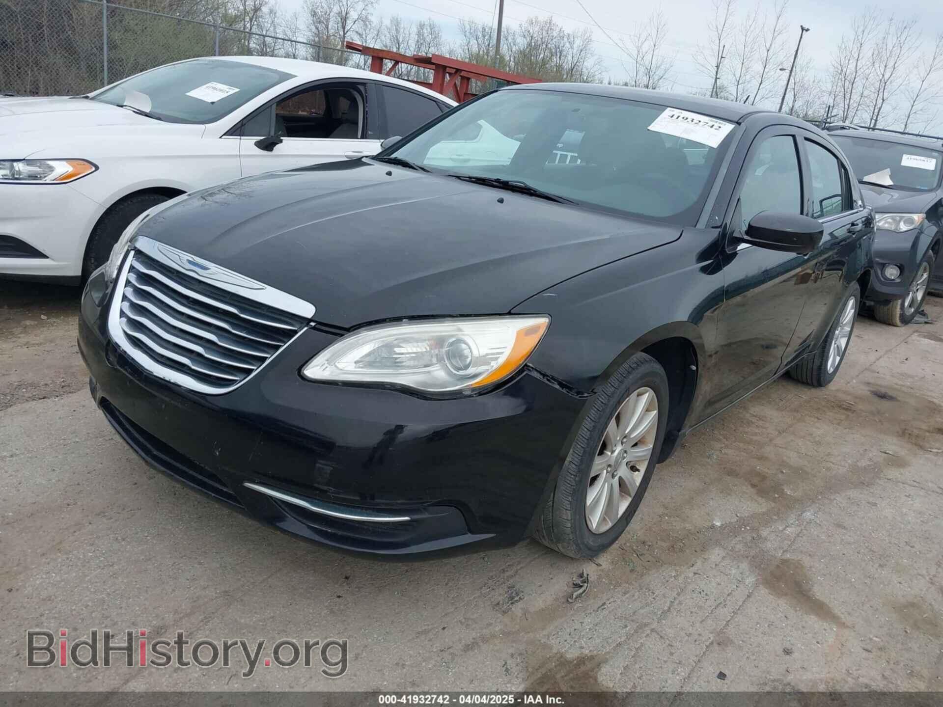 2013 CHRYSLER 200 - VIN: 1C3CCBBB4DN602086 - Photo 2