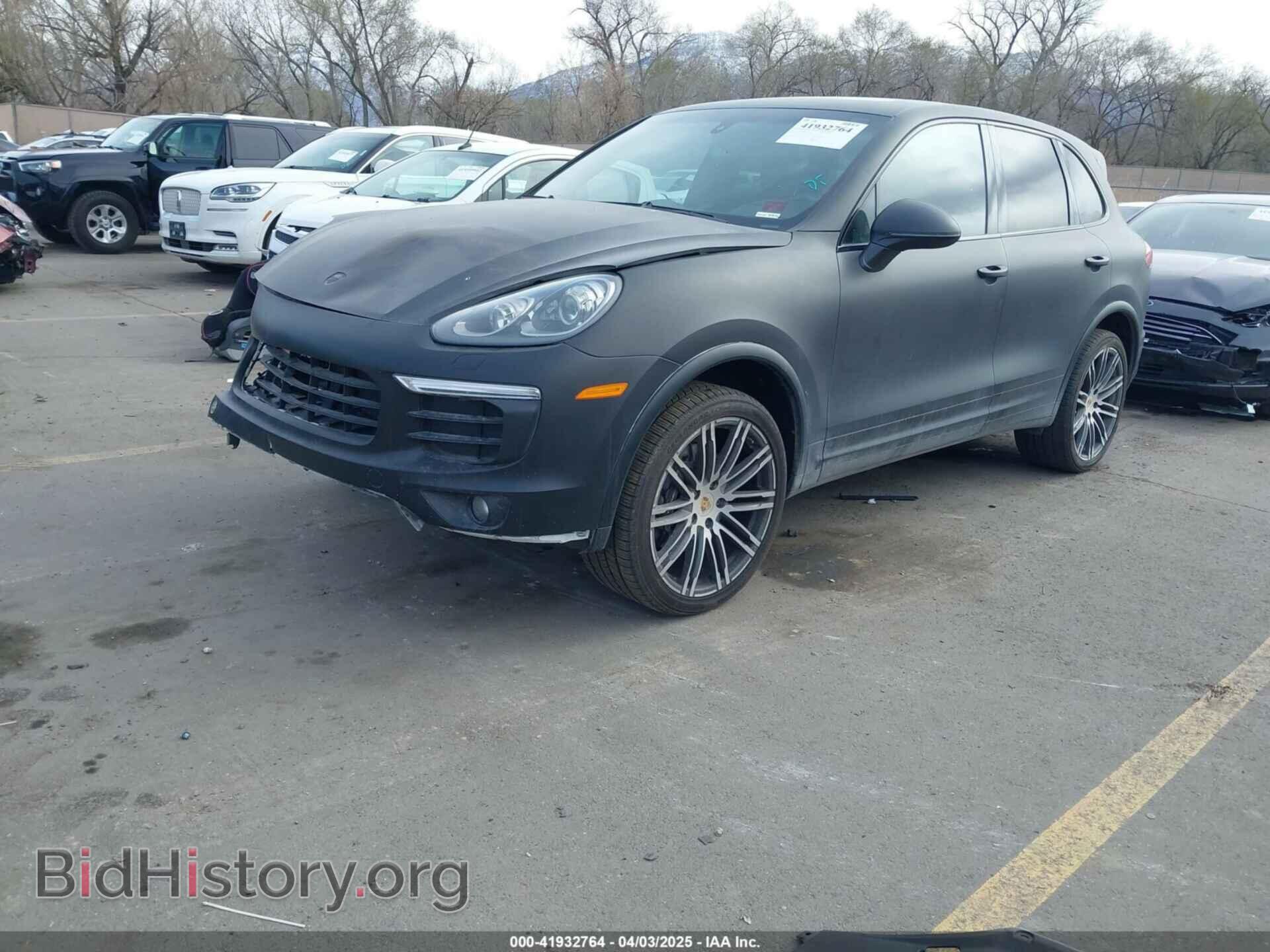 2017 PORSCHE CAYENNE - VIN: WP1AA2A25HKA87356 - Фото 2