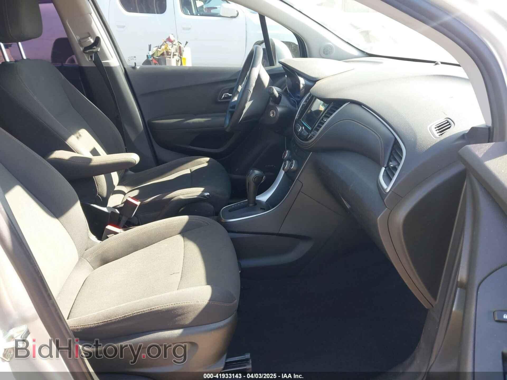 2019 CHEVROLET TRAX - VIN: 3GNCJKSB3KL261348 - Фото 5