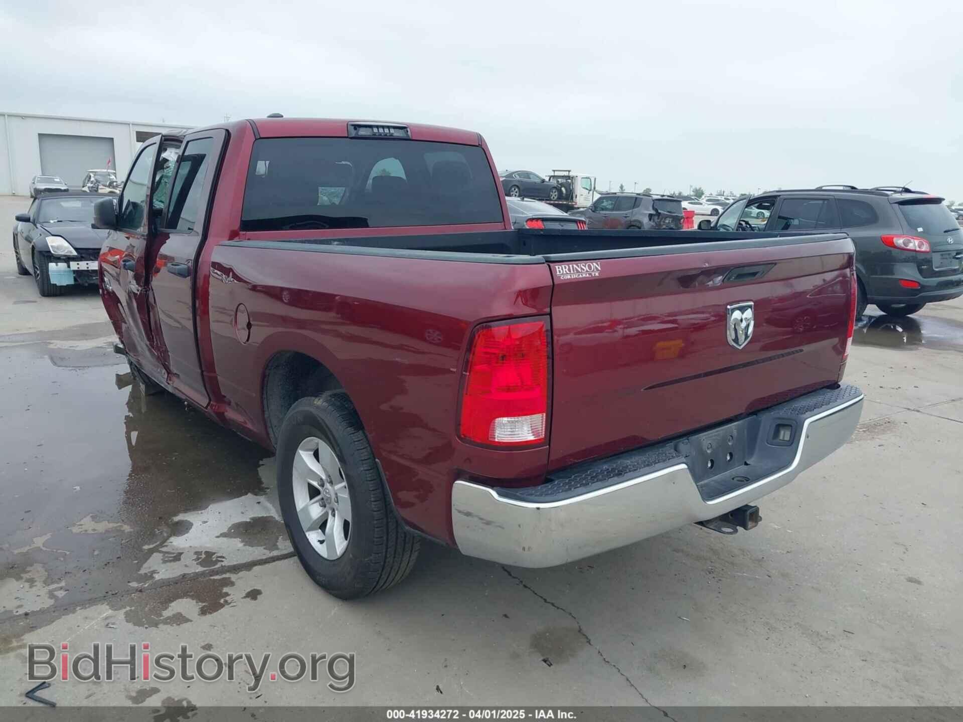2018 RAM 1500 - VIN: 1C6RR6FG9JS285752 - Фото 3