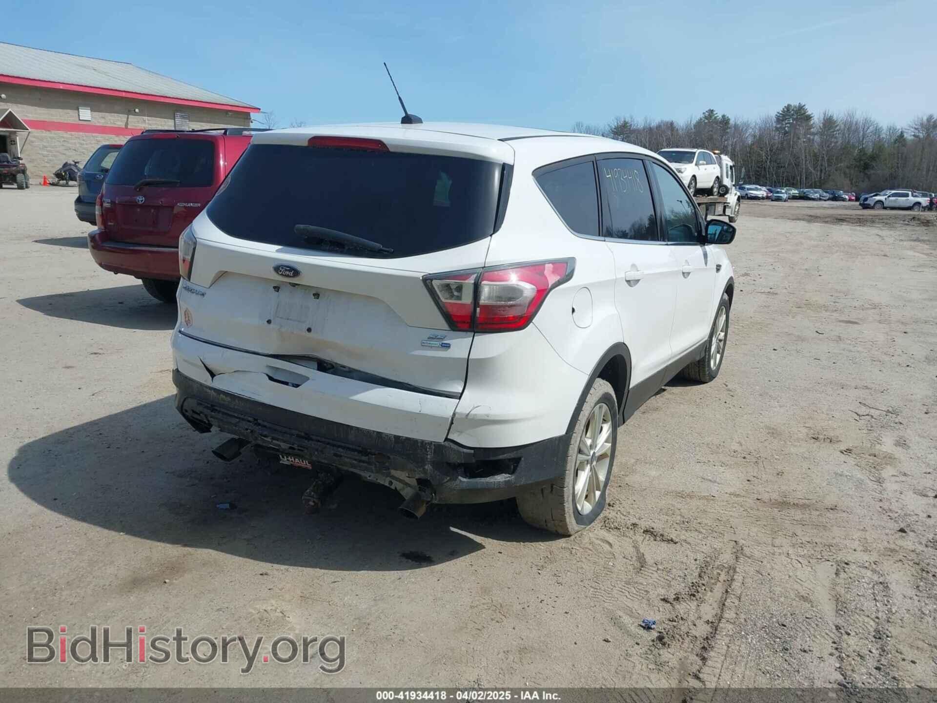 2017 FORD ESCAPE - VIN: 1FMCU9G94HUB04467 - Фото 4