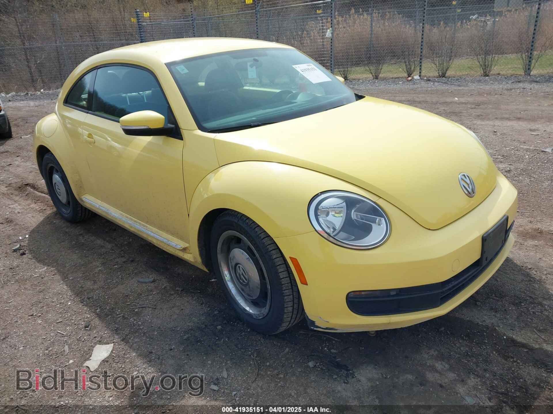 Photo 3VWJP7AT3CM659061 - VOLKSWAGEN BEETLE 2012