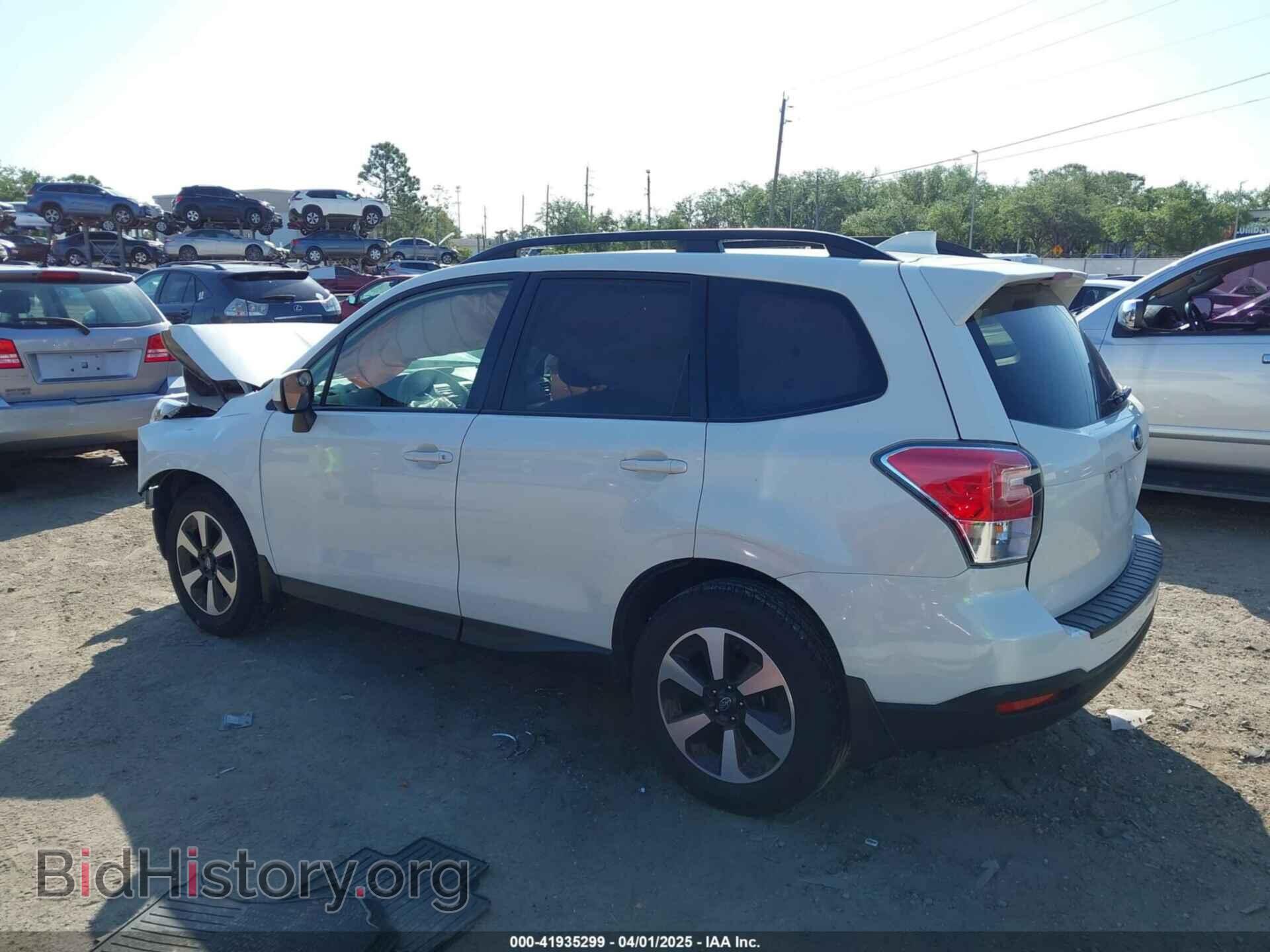 2017 SUBARU FORESTER - VIN: JF2SJAEC7HH406340 - Фото 14