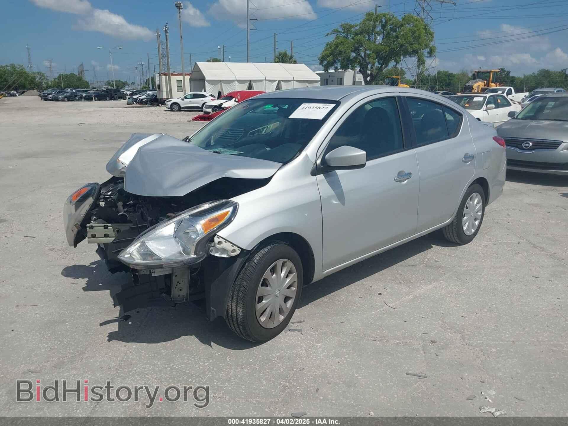 2019 NISSAN VERSA - VIN: 3N1CN7AP3KL856176 - Фото 2
