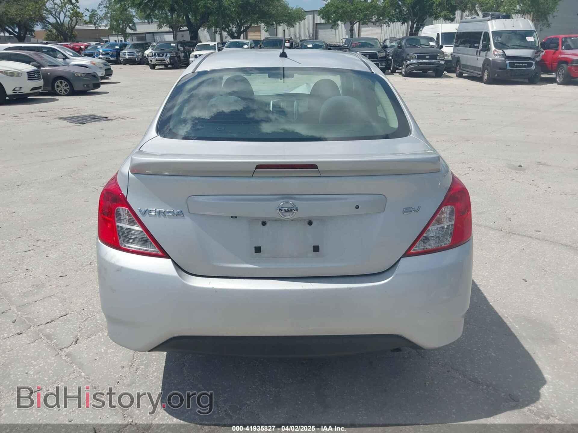 2019 NISSAN VERSA - VIN: 3N1CN7AP3KL856176 - Фото 17