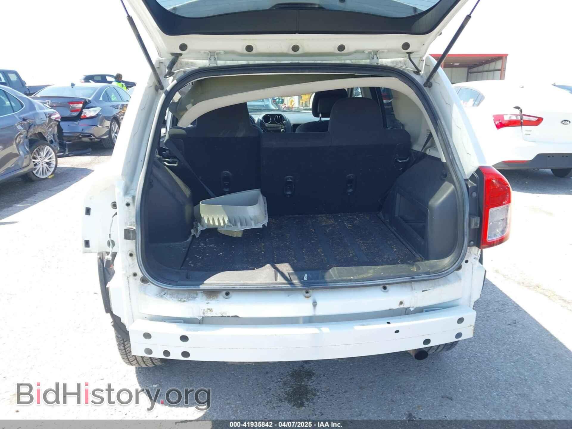 2011 JEEP COMPASS - VIN: 1J4NT1FB2BD236439 - Фото 18