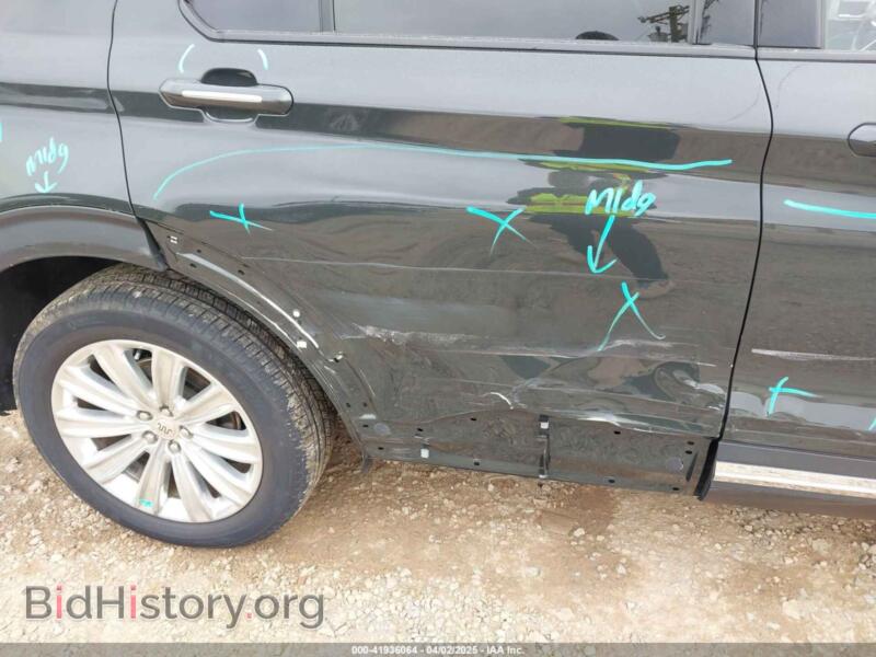 2021 Ford EXPLORER (VIN 1FM5K8LCXMGC32263) — photo 6 of 16