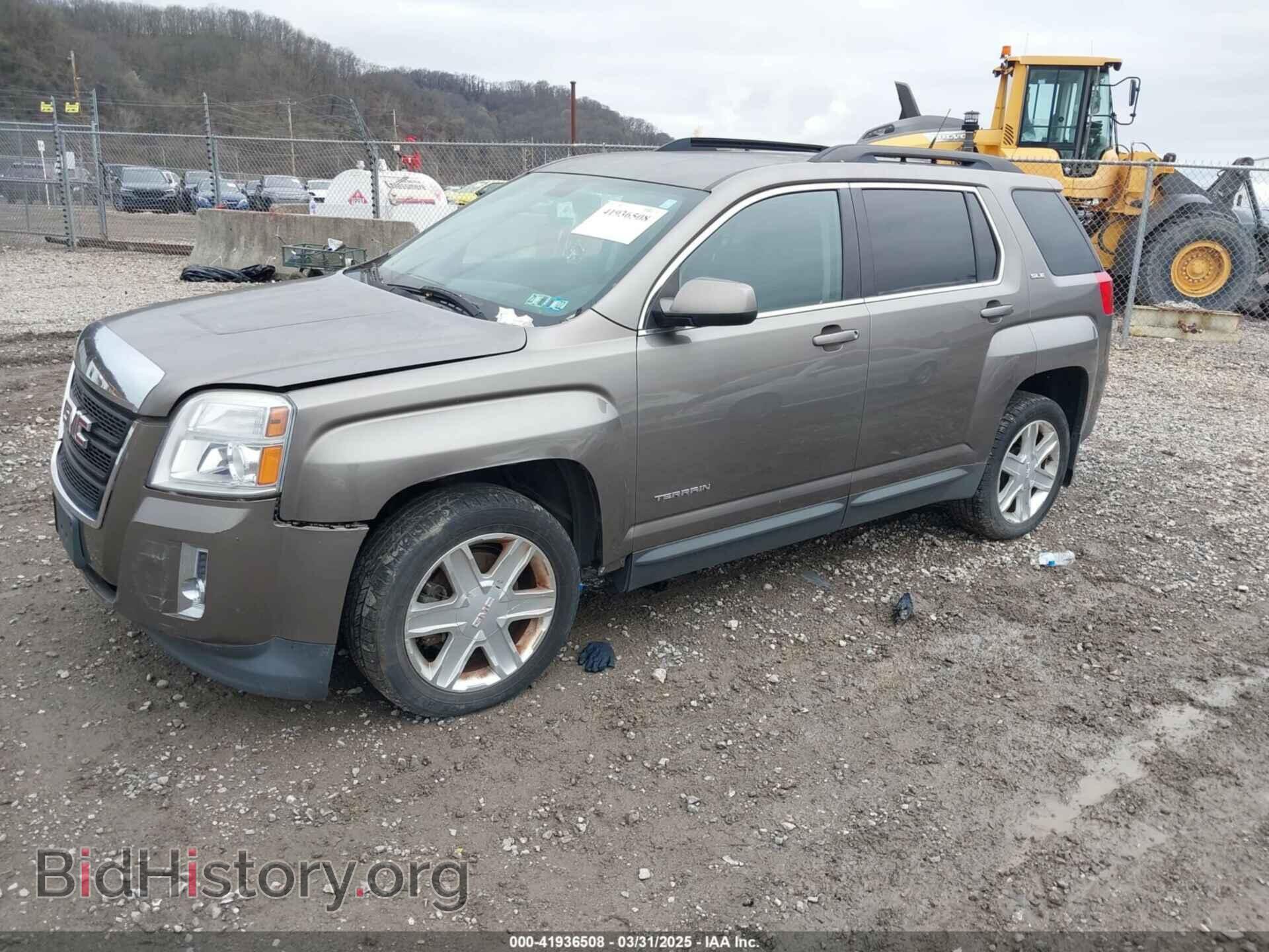 2011 GMC TERRAIN - VIN: 2CTFLTE58B6452655 - Фото 2