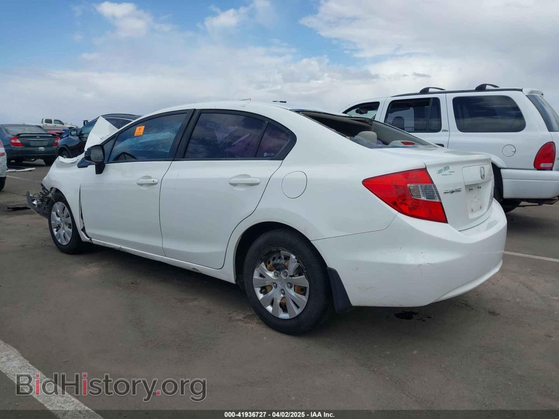 2012 HONDA CIVIC - VIN: 2HGFB2F50CH576806 - Фото 3