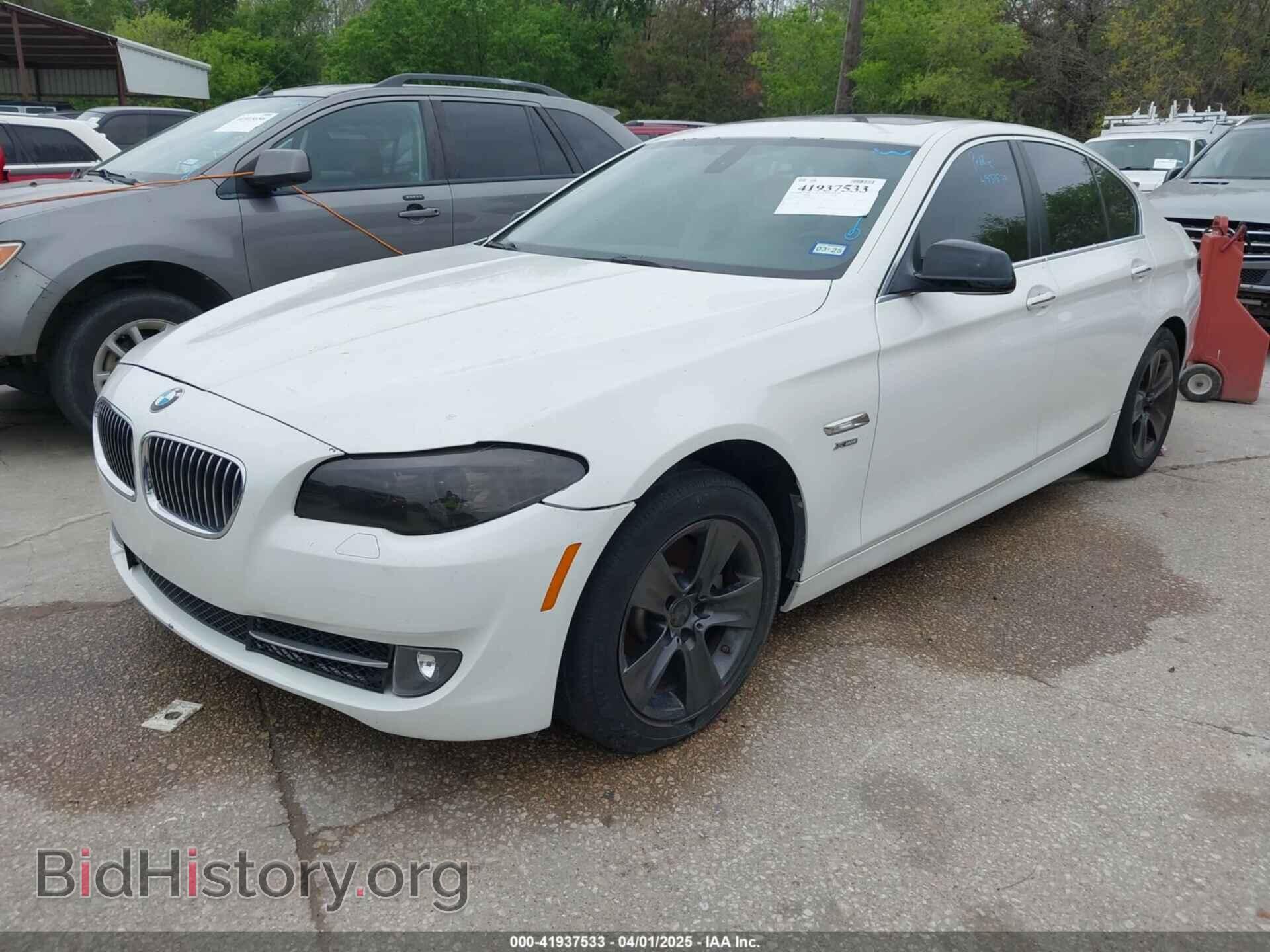 2012 BMW 528I - VIN: WBAXH5C54CDW07654 - Фото 2