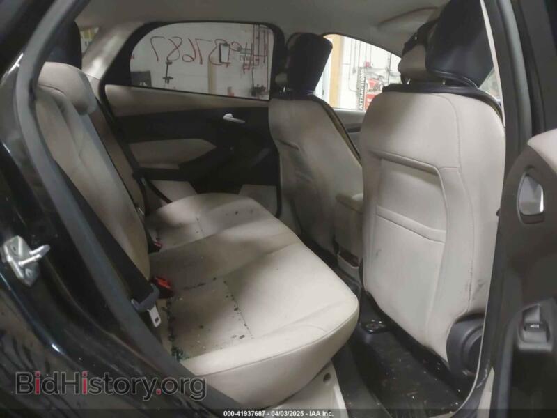 2015 Ford FOCUS (VIN 1FADP3F24FL285287) — photo 8 of 15