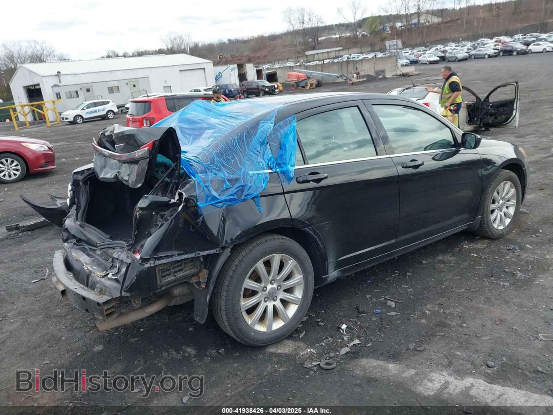 2013 CHRYSLER 200 - VIN: 1C3CCBBB7DN618962 - Фото 4