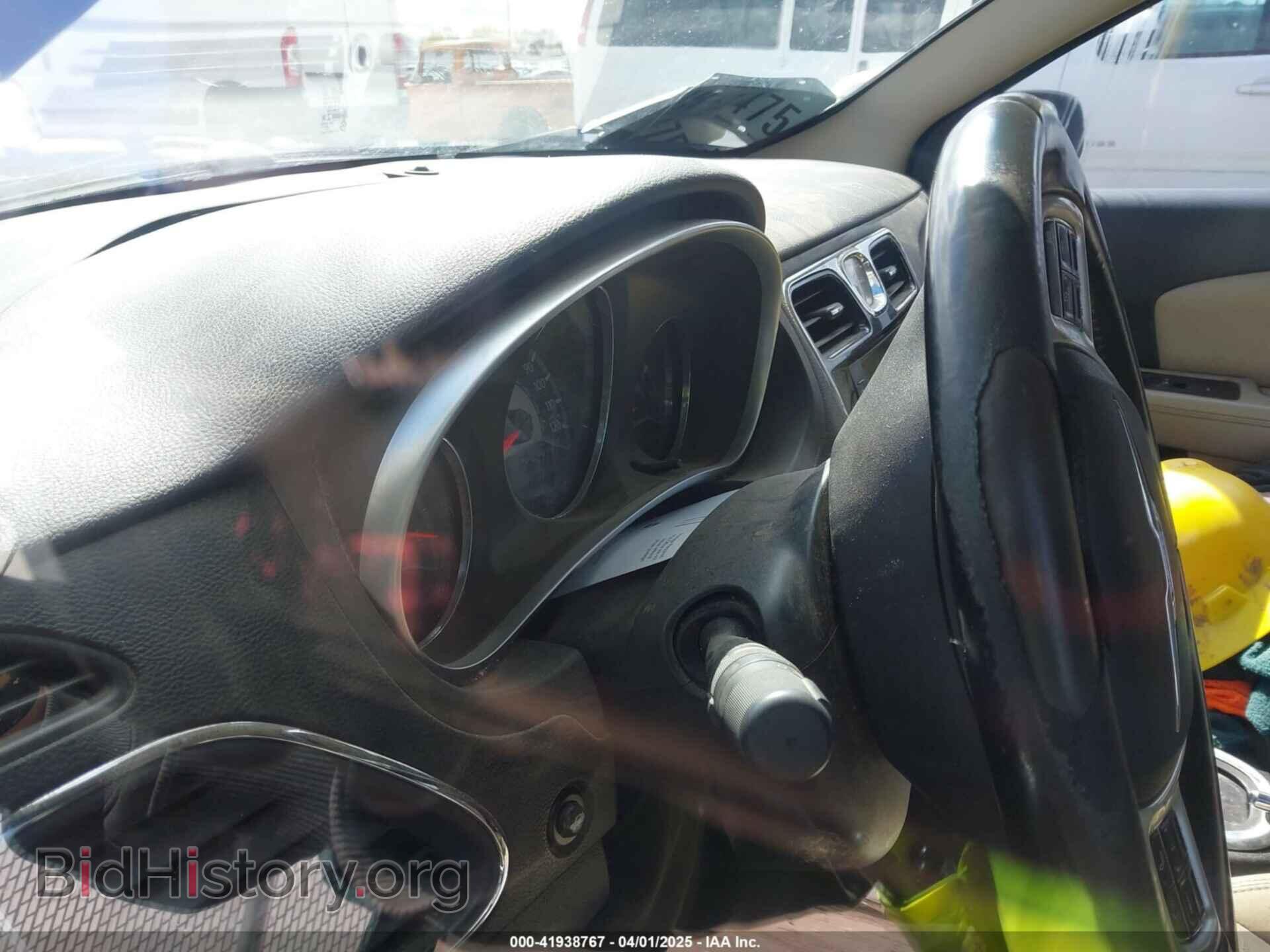 2011 CHRYSLER 200 - VIN: 1C3BC2FBXBN531222 - Фото 7