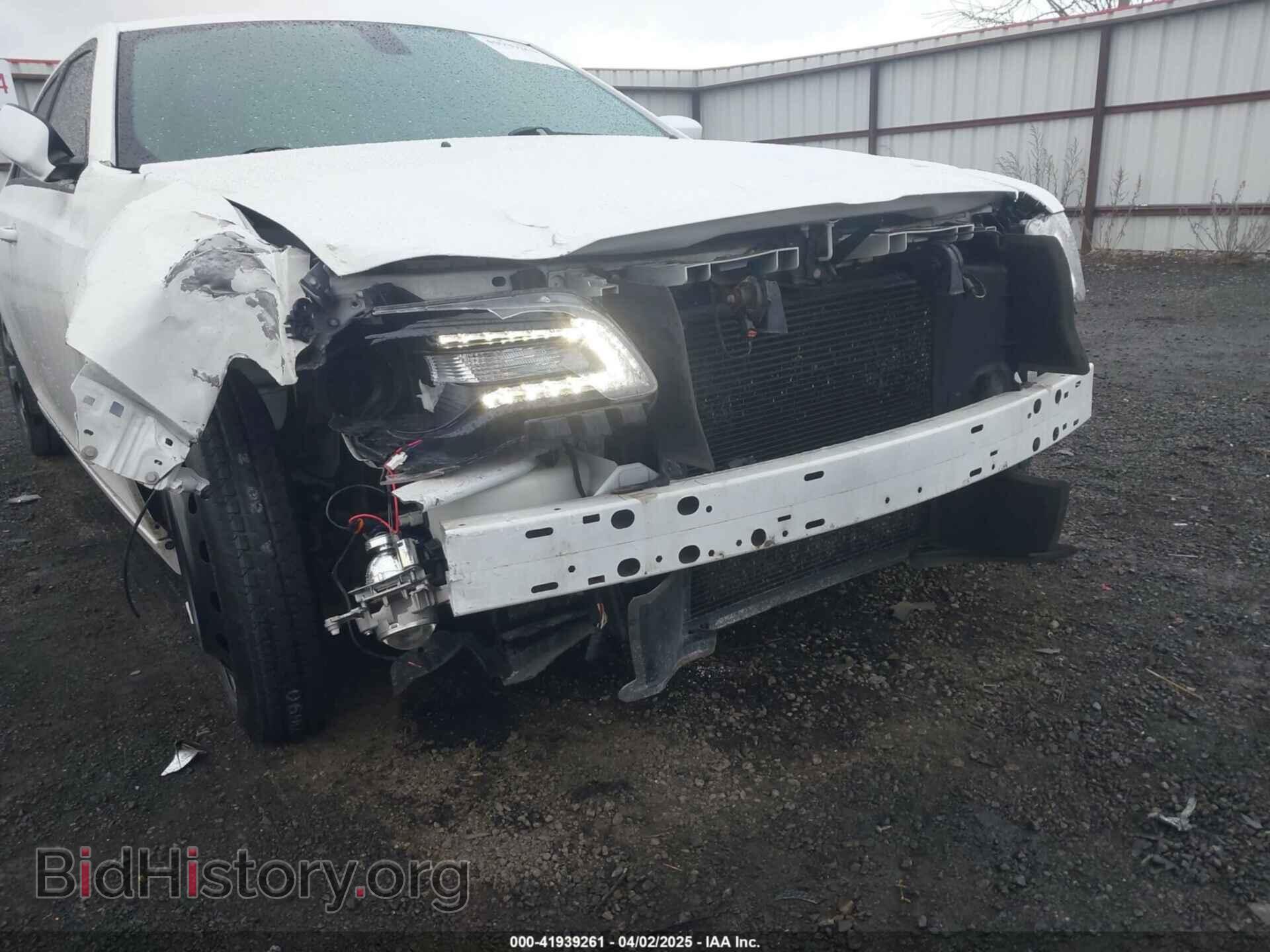 2017 CHRYSLER 300 - VIN: 2C3CCAGG8HH513893 - Фото 6