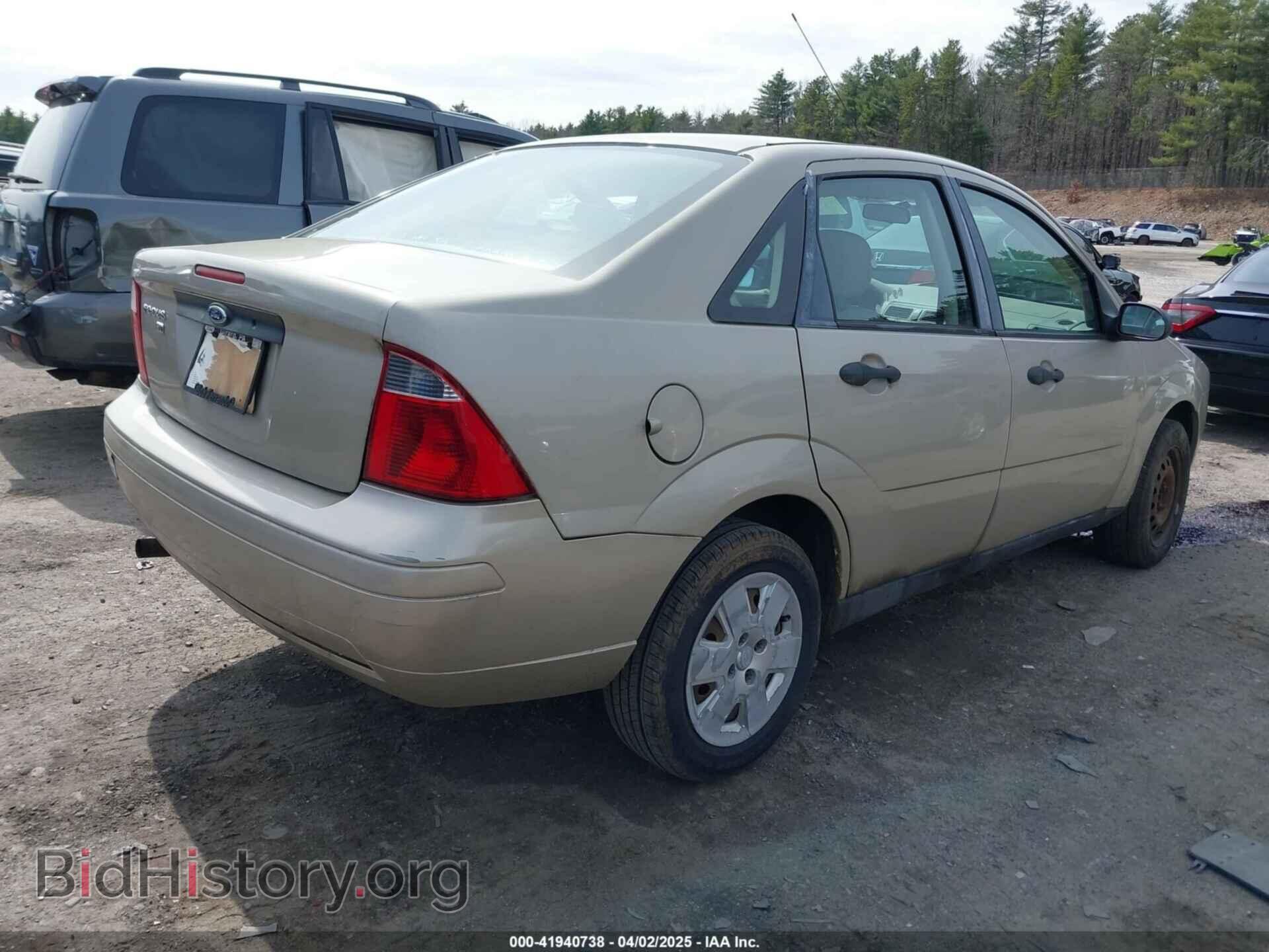 2007 FORD FOCUS - VIN: 1FAHP34NX7W265088 - Фото 4