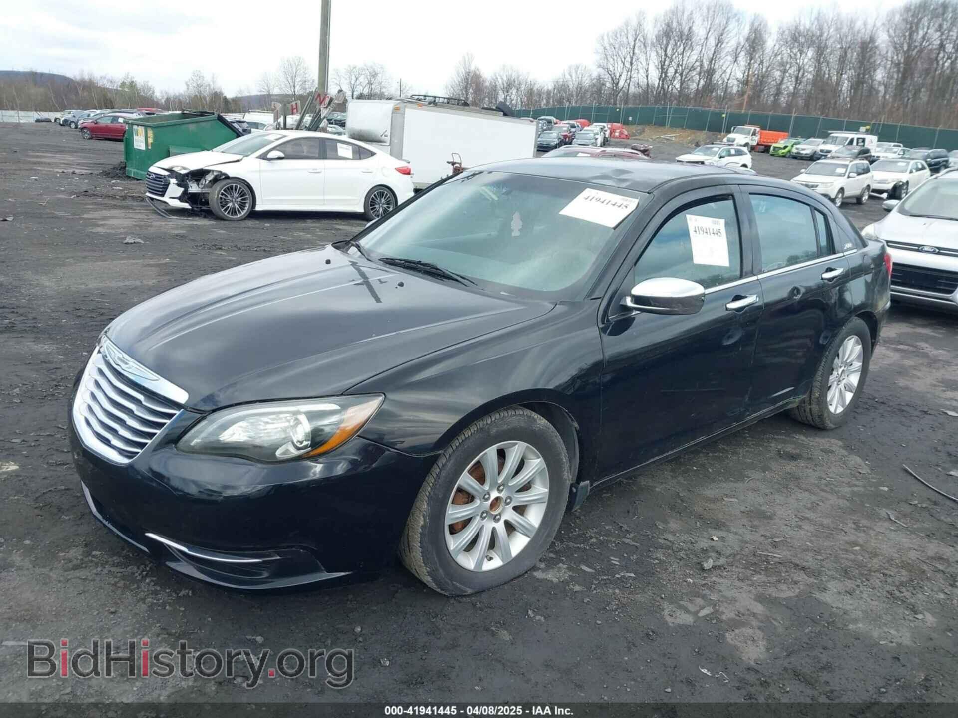 2013 CHRYSLER 200 - VIN: 1C3CCBBB2DN592528 - Photo 2